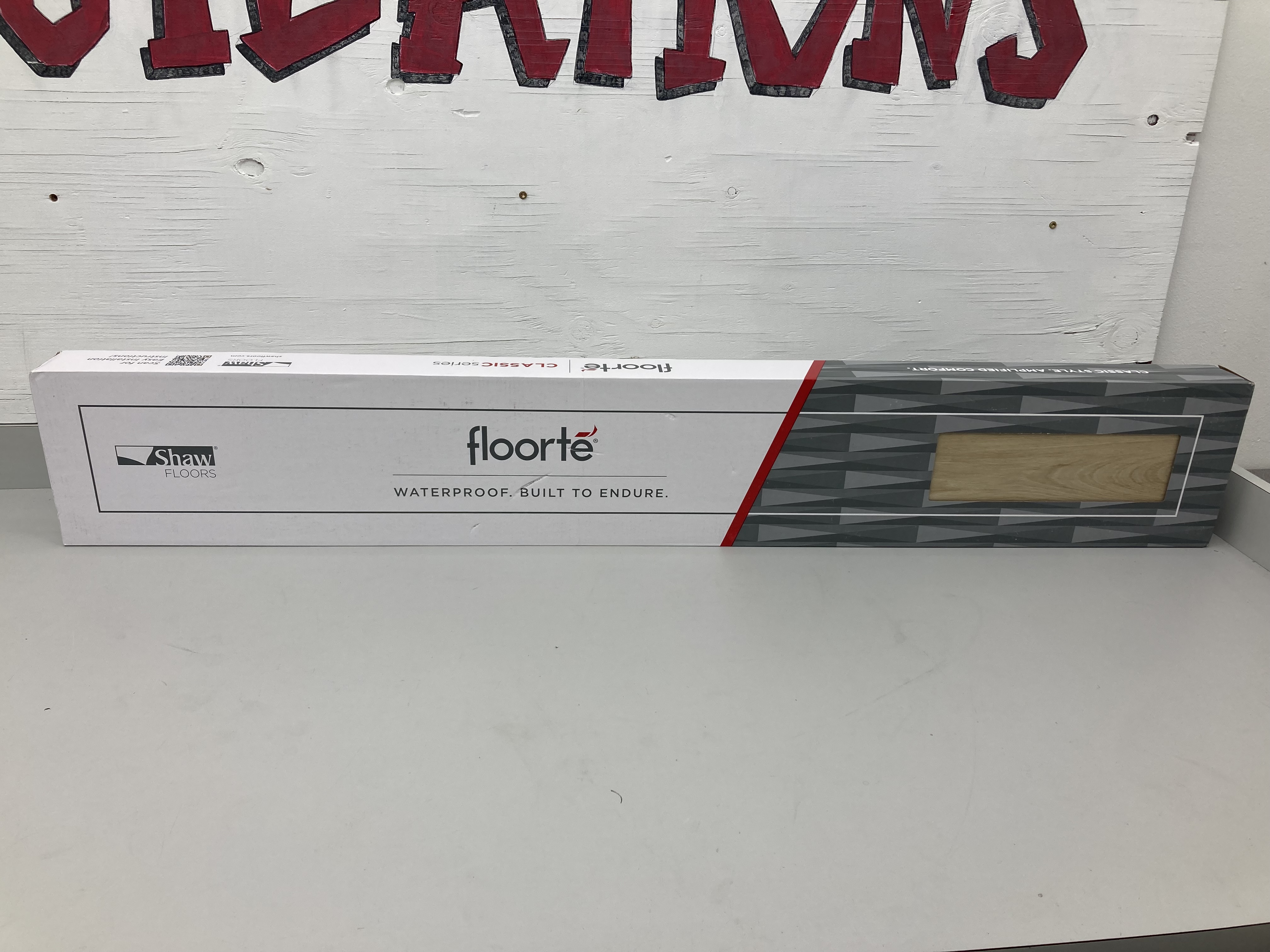 lot 22 image: Shaw Floorte Waterproof Flooring (12 boxes)