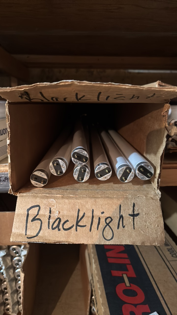 lot 111 image: Open Case of Sylvania Fluorescent Light Bulbs, 7 Bulbs in Box, F30T8350BLECO, 30 Watt 350-Blacklight
