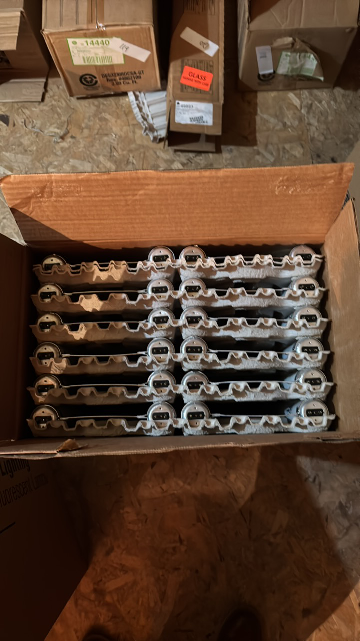 lot 128 image: Full Case of General Electric Fluorescent Light Bulbs, 12 Bulbs in Box U Shaped Bulbs, F35CX41U6WM 35 Watts, 4100K Color Temperature, Medium BiPin