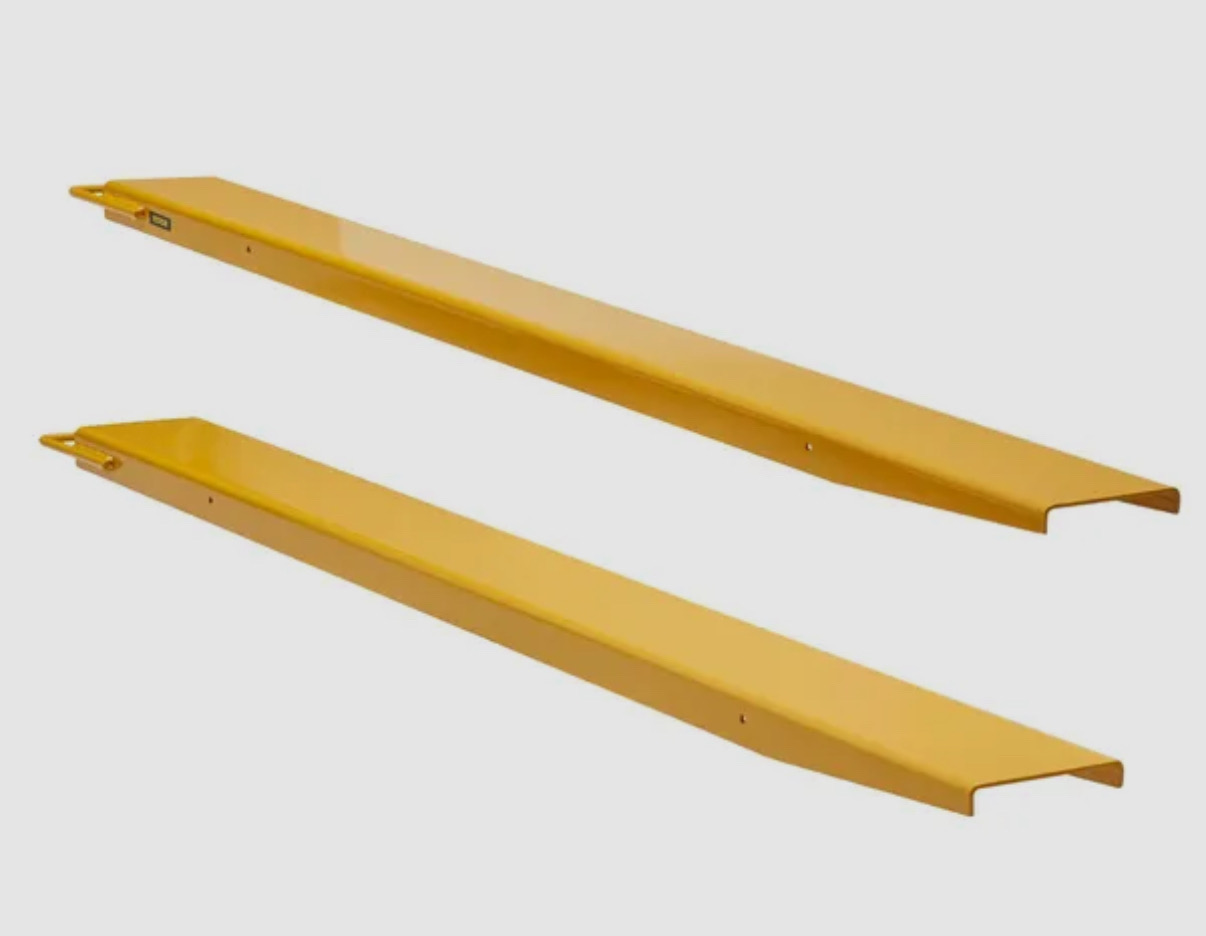 lot 18 image: Pallet Fork Extensions