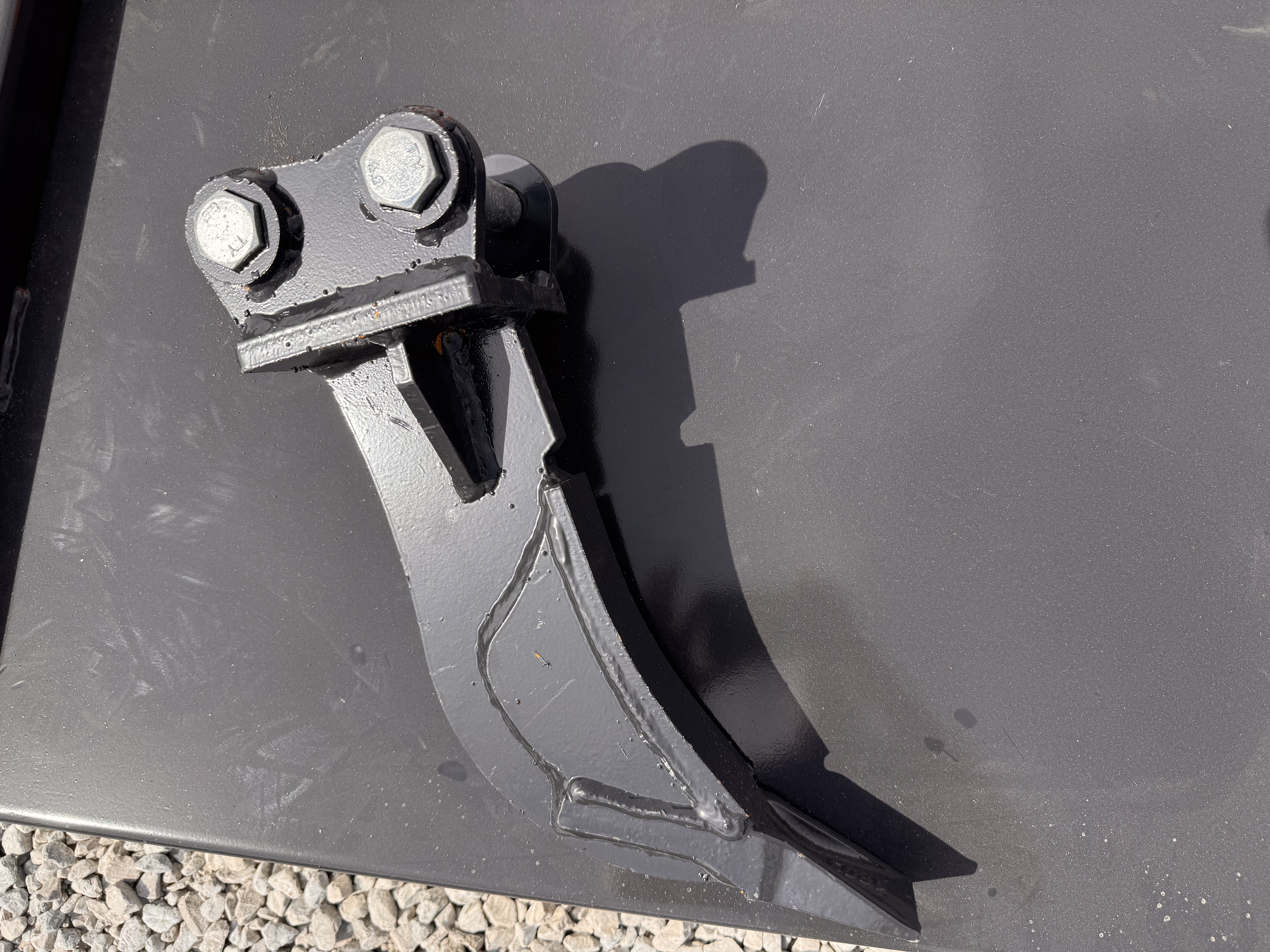 lot 213 image: Wolverine Mini Excavator Ripper Tooth