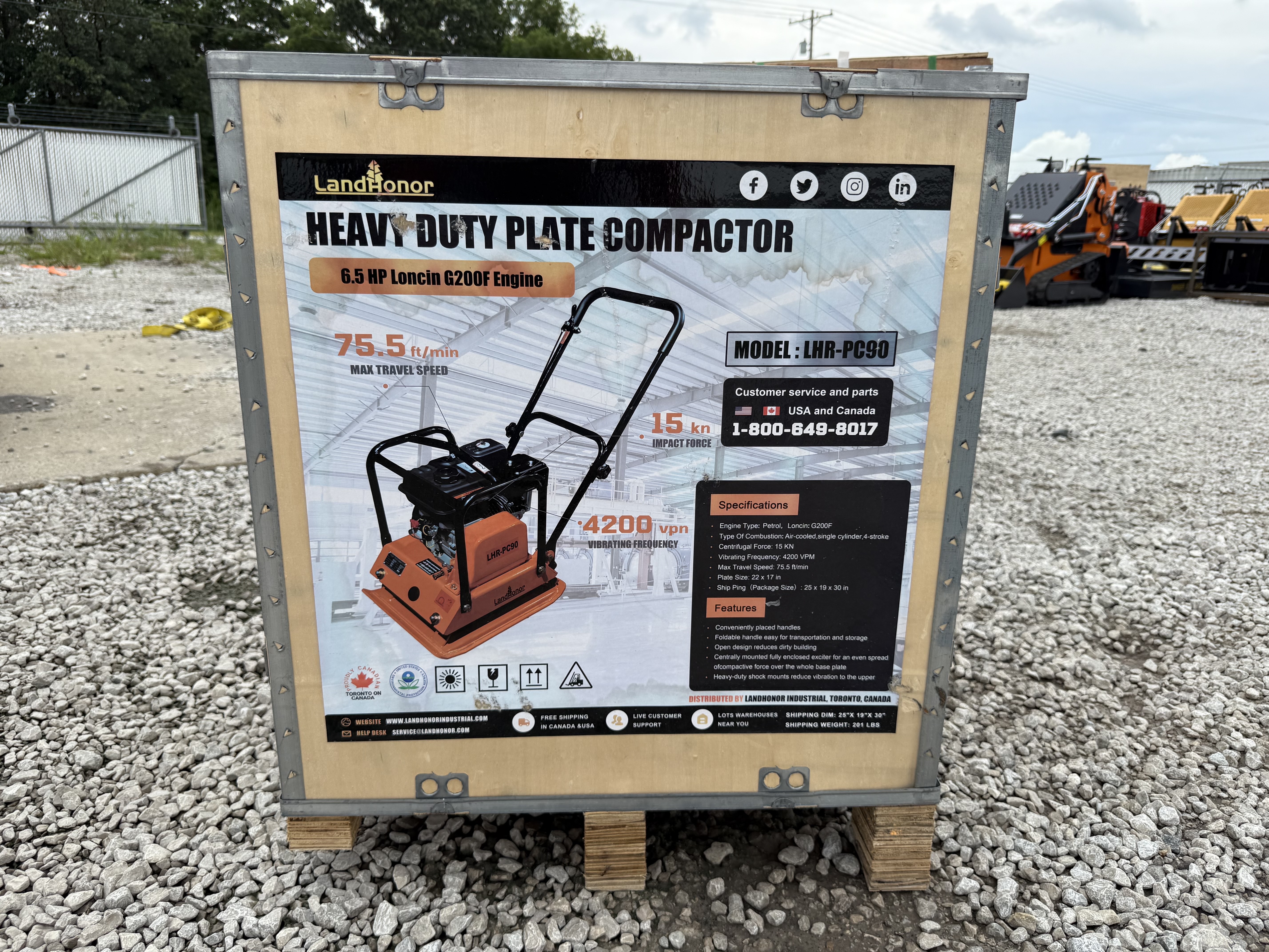 lot 69 image: LandHero LDH-PC90 Plate Compactor