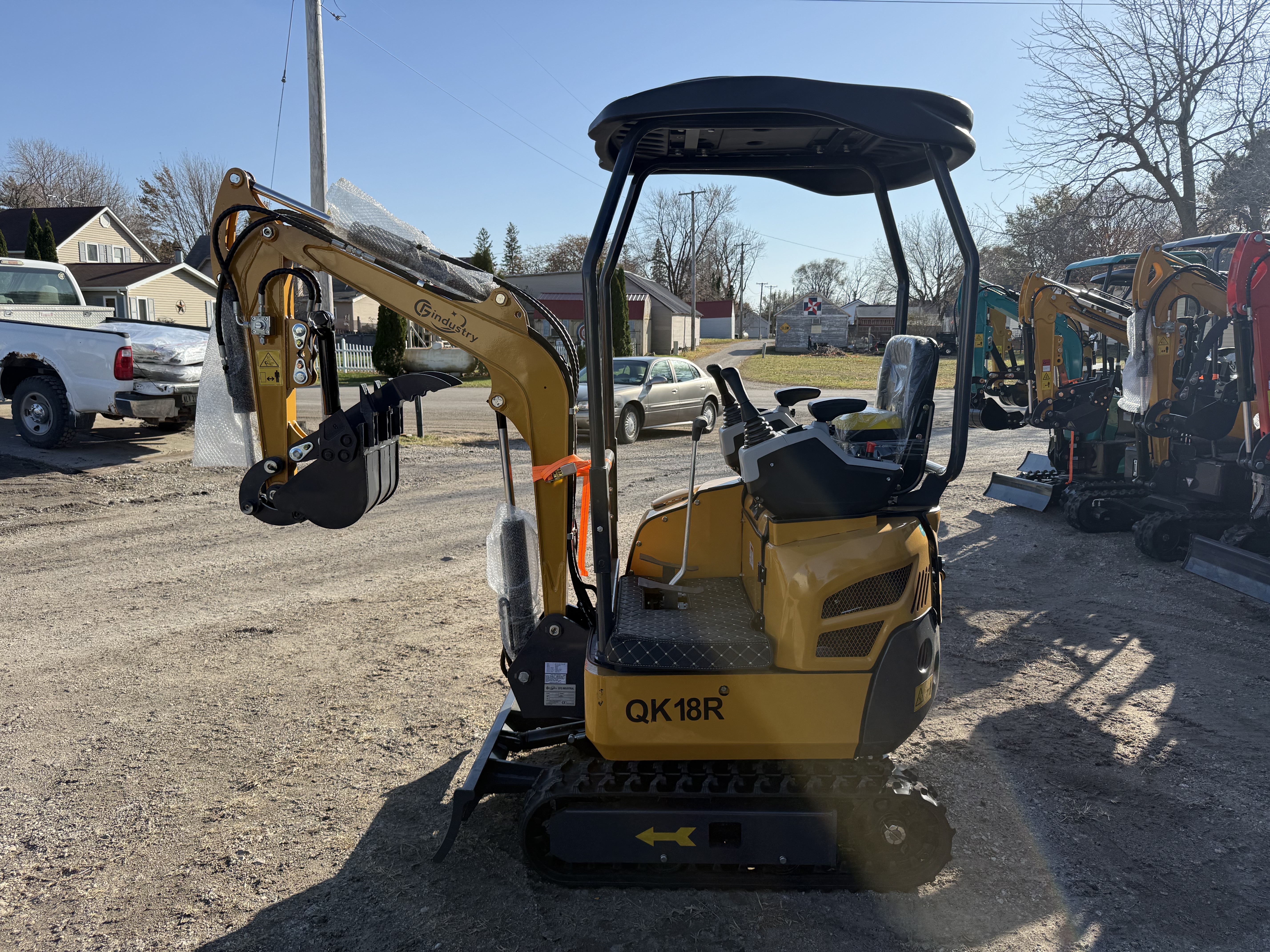 lot 80 image: 2025 CFG Mini Excavator (QK18R)