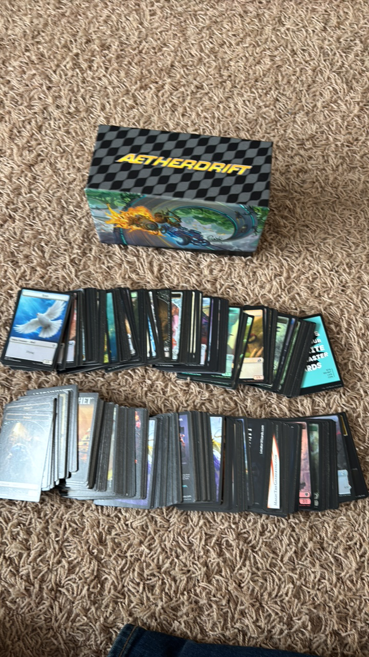 lot 107 image: Magic the Gathering Token Cards, Nearly full Box, Hundreds, Some Foils