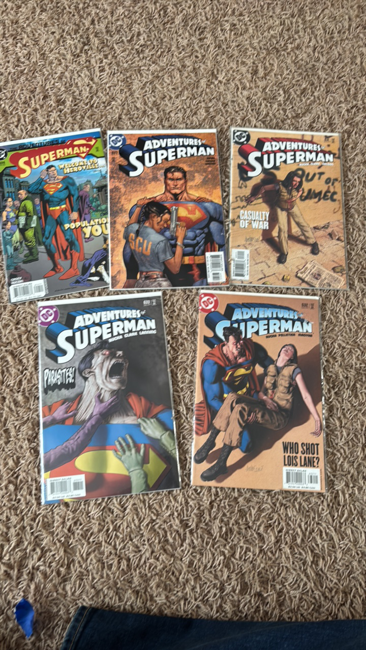 lot 111 image: Superman Comic Book Lot, 5 Comic Books