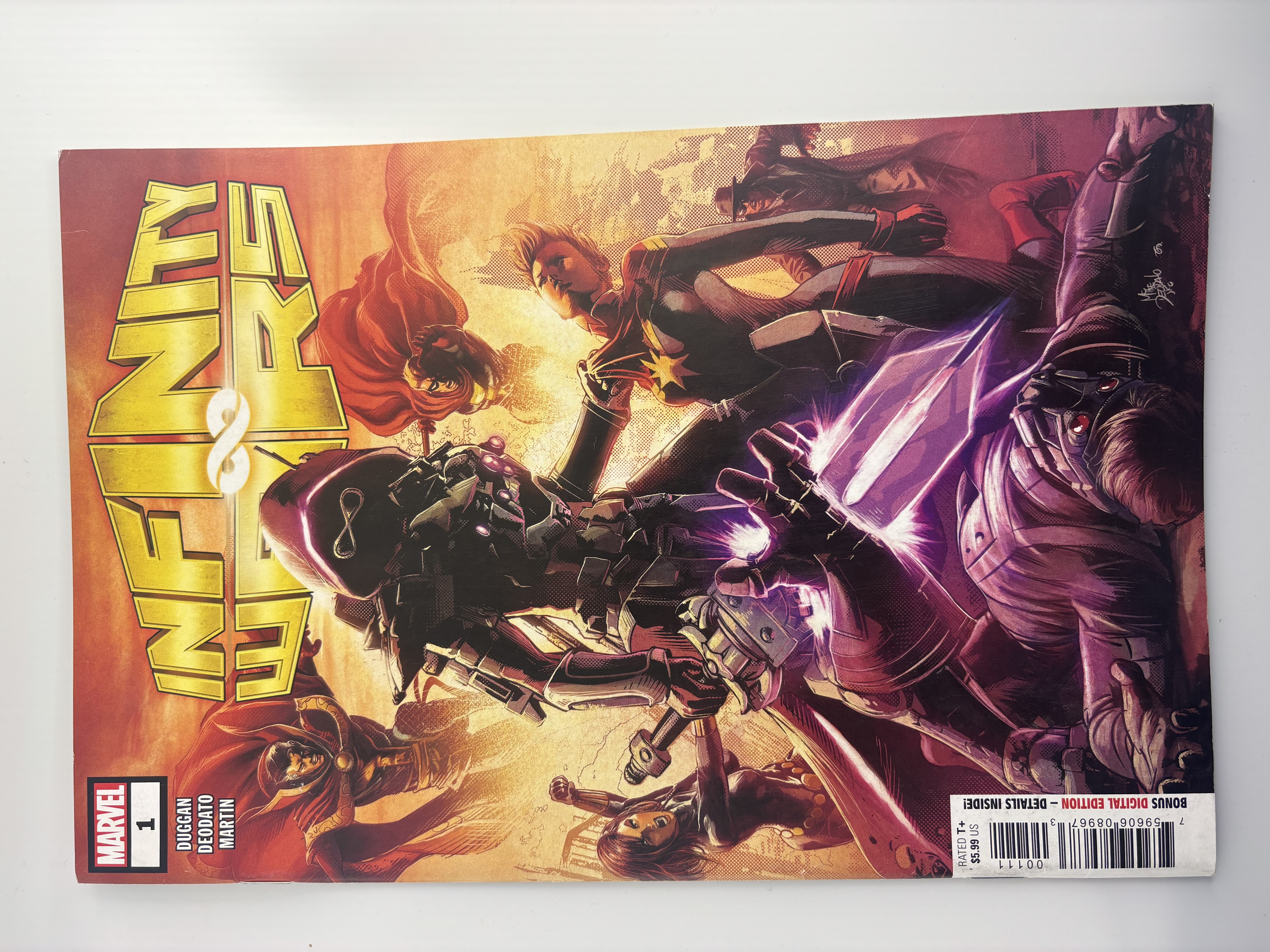 lot 175 image: Marvel Infinity Wars Comic #1