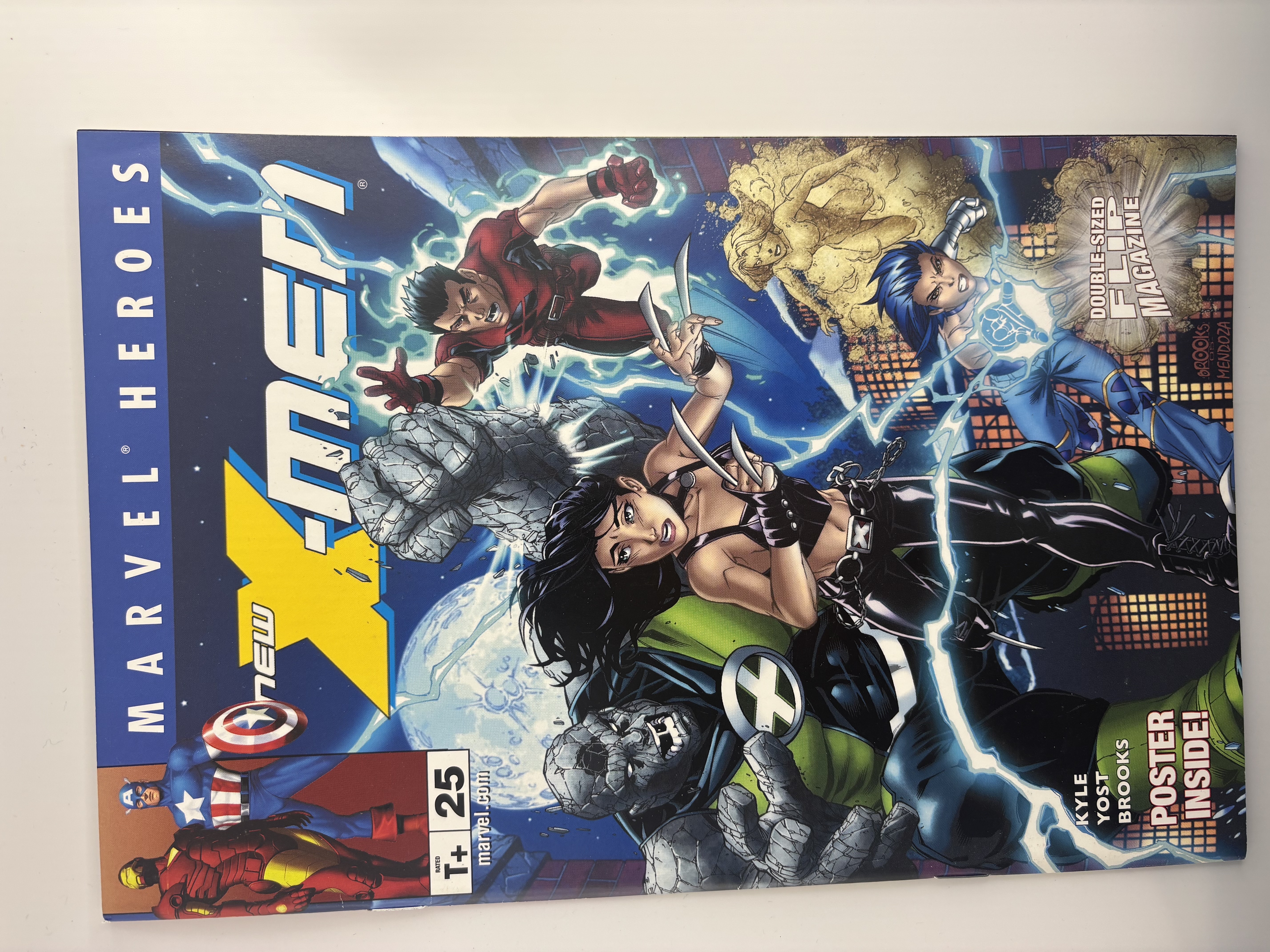 lot 230 image: New X-Men Issue #25 Marvel Comics