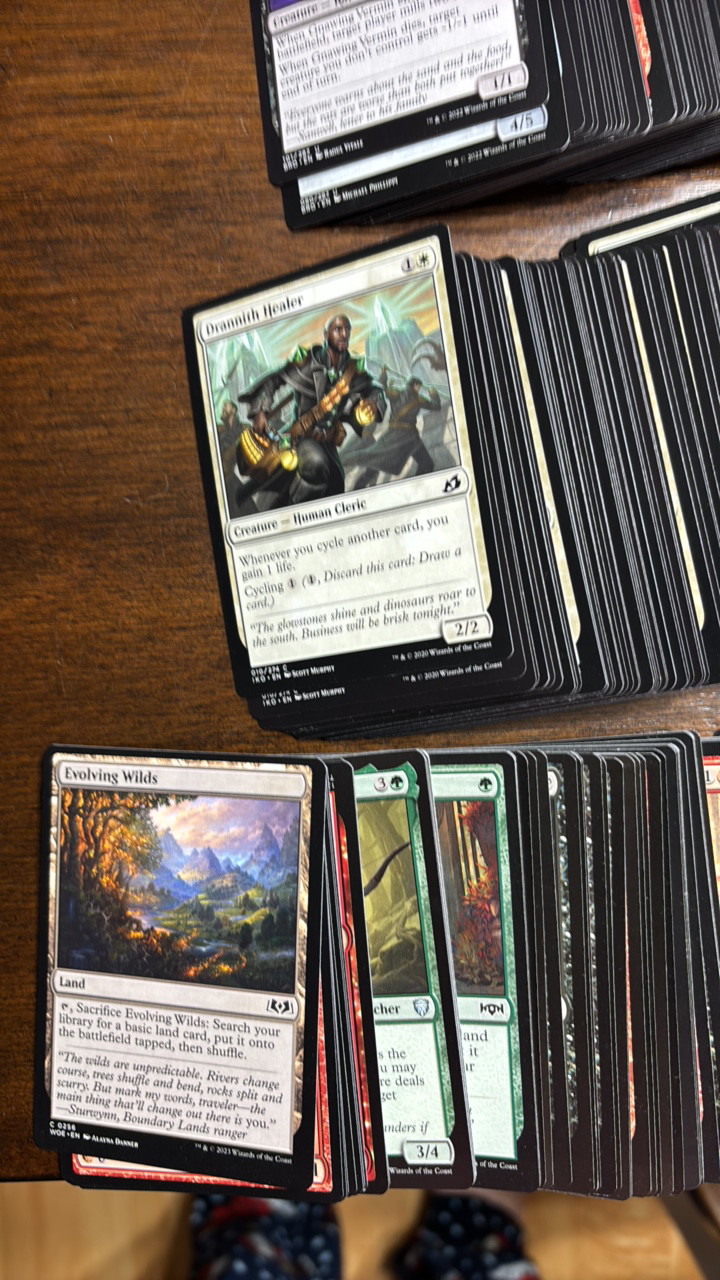 lot 310 image: Magic the Gathering Bulk Commons and Uncomons, Full Box, Hundreds of Cards