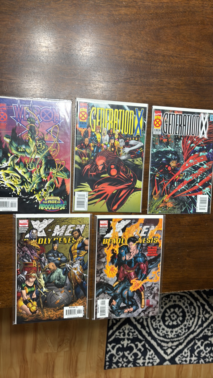 lot 359 image: X-Men Comic Book Lot, 5 Marvel Comics