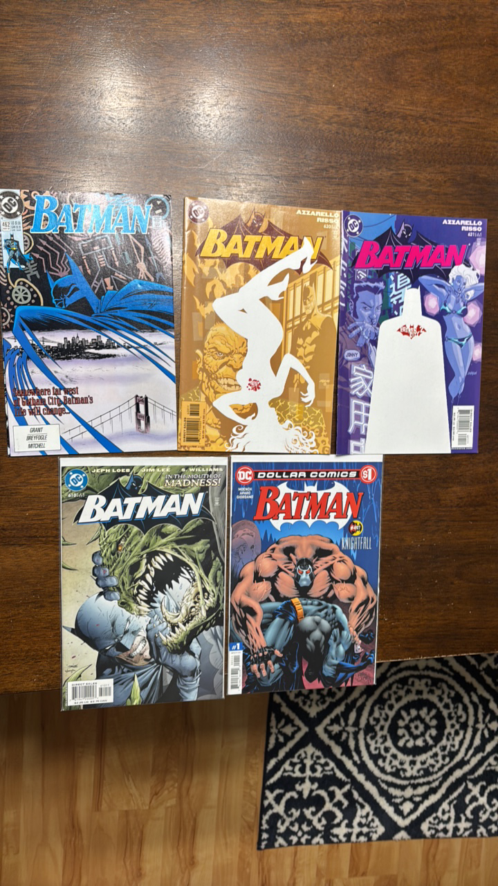 lot 366 image: Batman comic Book Lot, 5 DC Comics