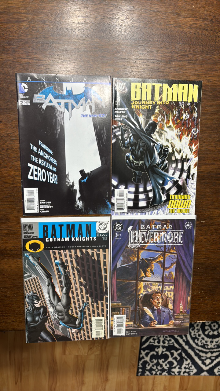 lot 367 image: Batman Comic Book Collection, 4 DC Comics