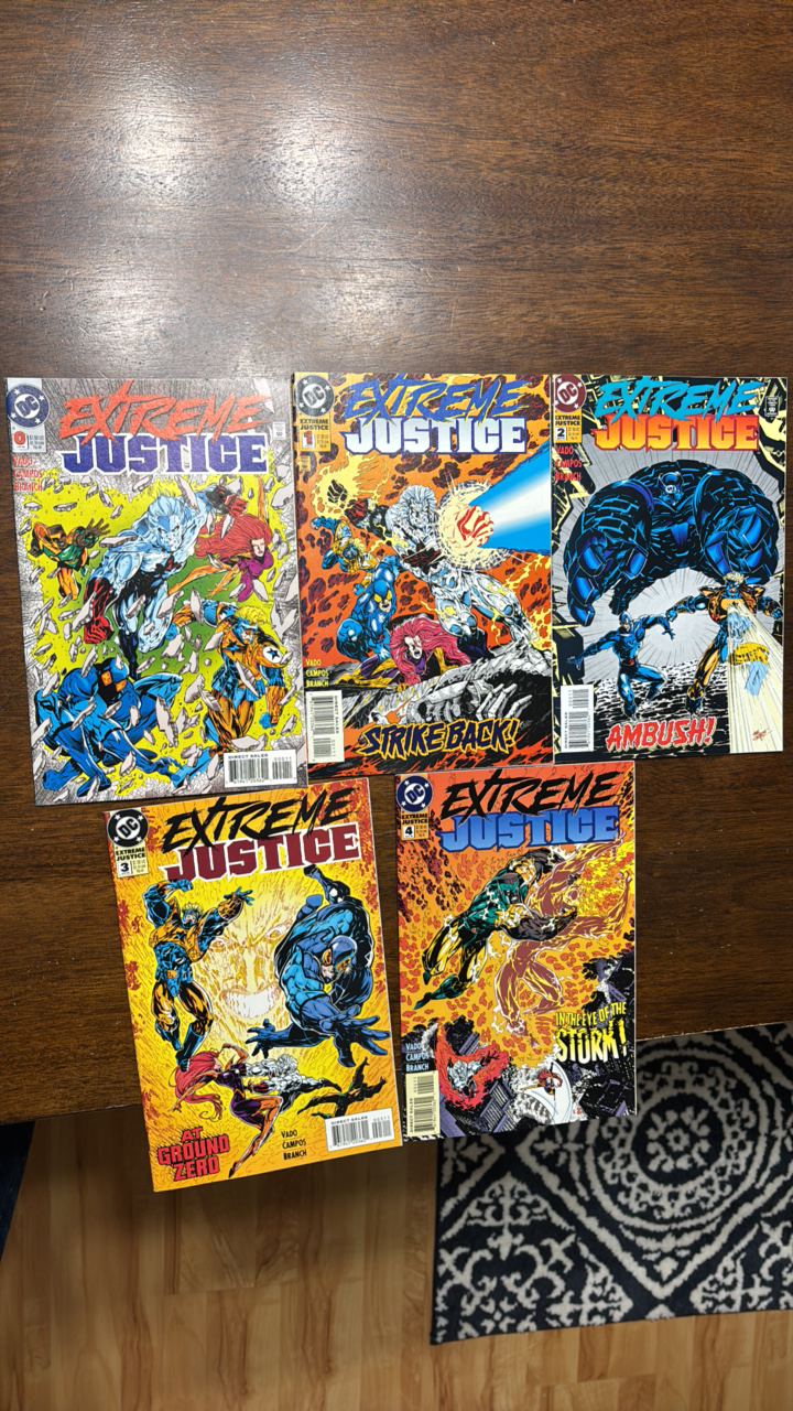 lot 378 image: Extreme Justice DC Comics Book Lot, #s 0,1,2,3,4