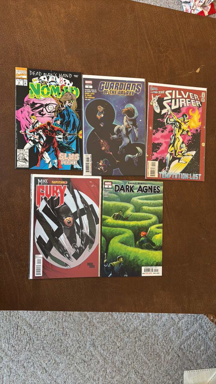 lot 422 image: Marvel Comic Books Lot, 5 Different Comics