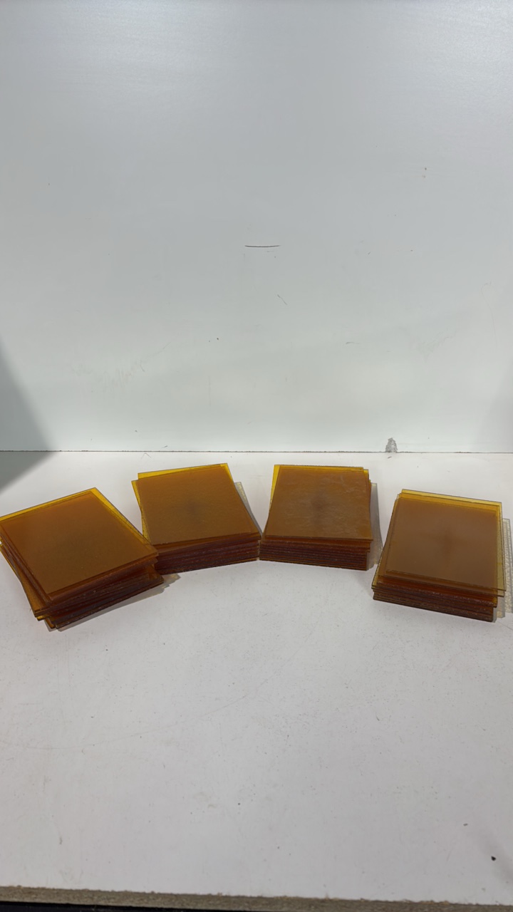 lot 198 image: Lot Of Plexiglass Pieces