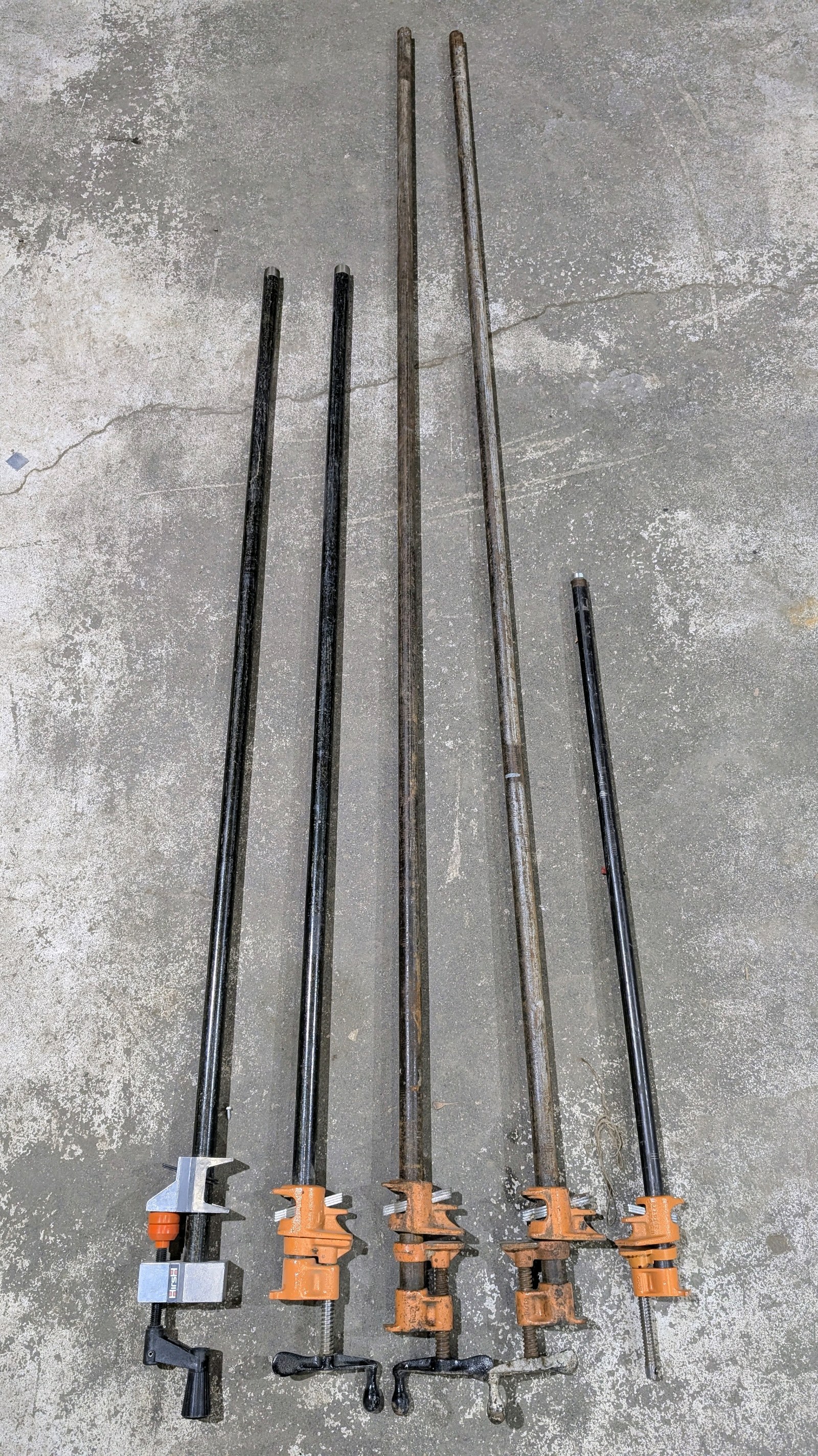 lot 250 image: 5 Large Pipe Clamps
