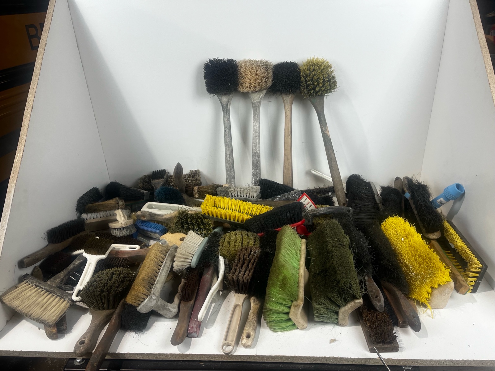 lot 269 image: Brushes