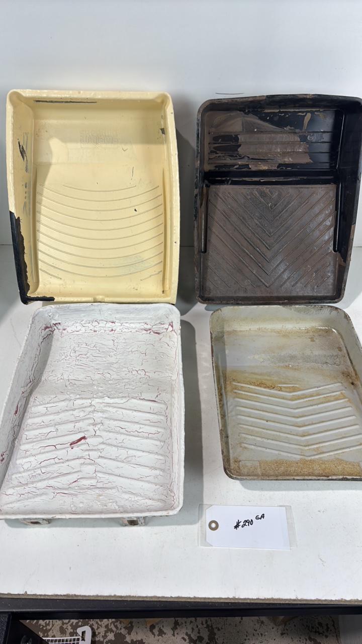 lot 290 image: lot of painting roller trays