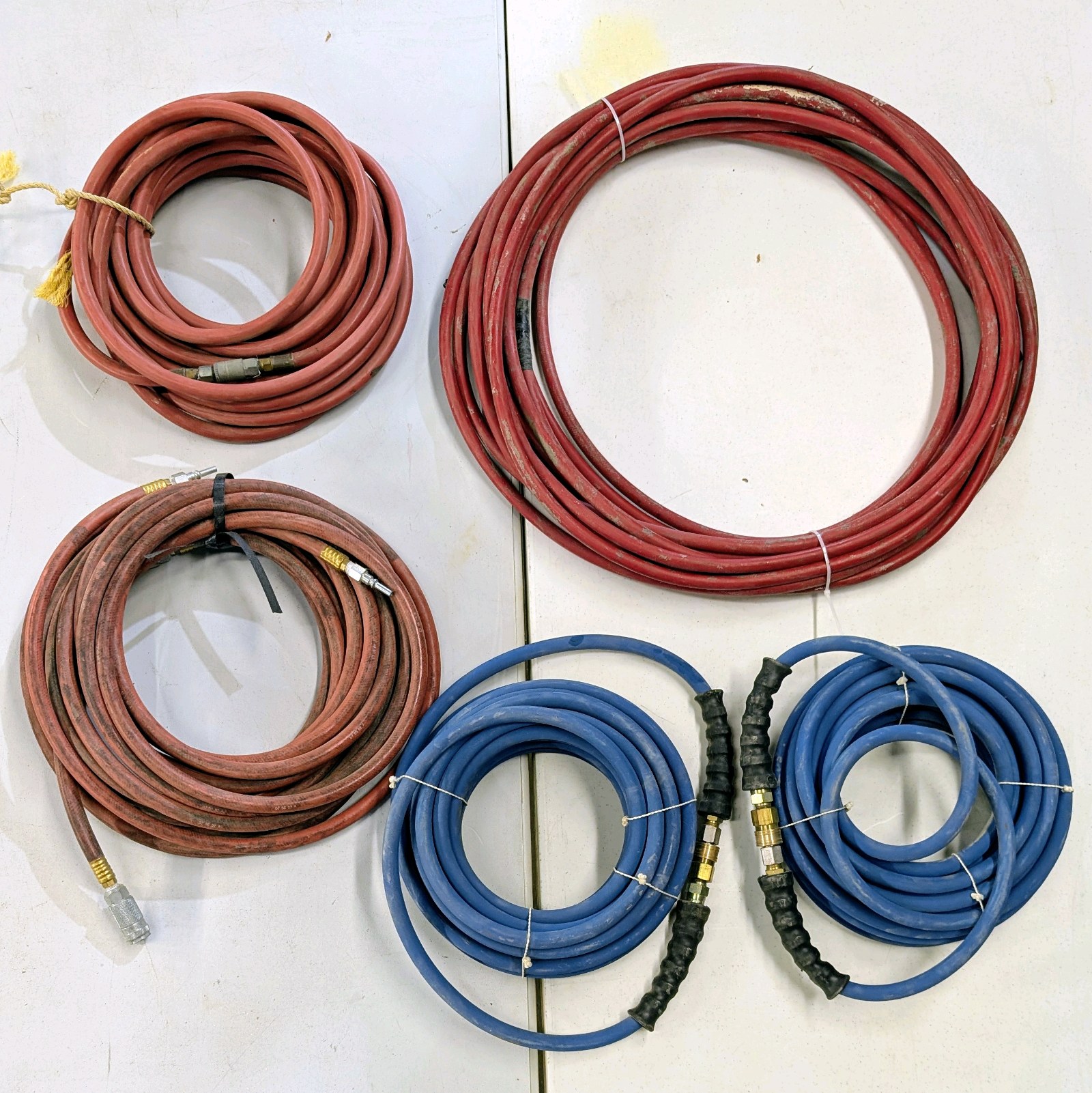 lot 296 image: Lot of (5) Air Hoses