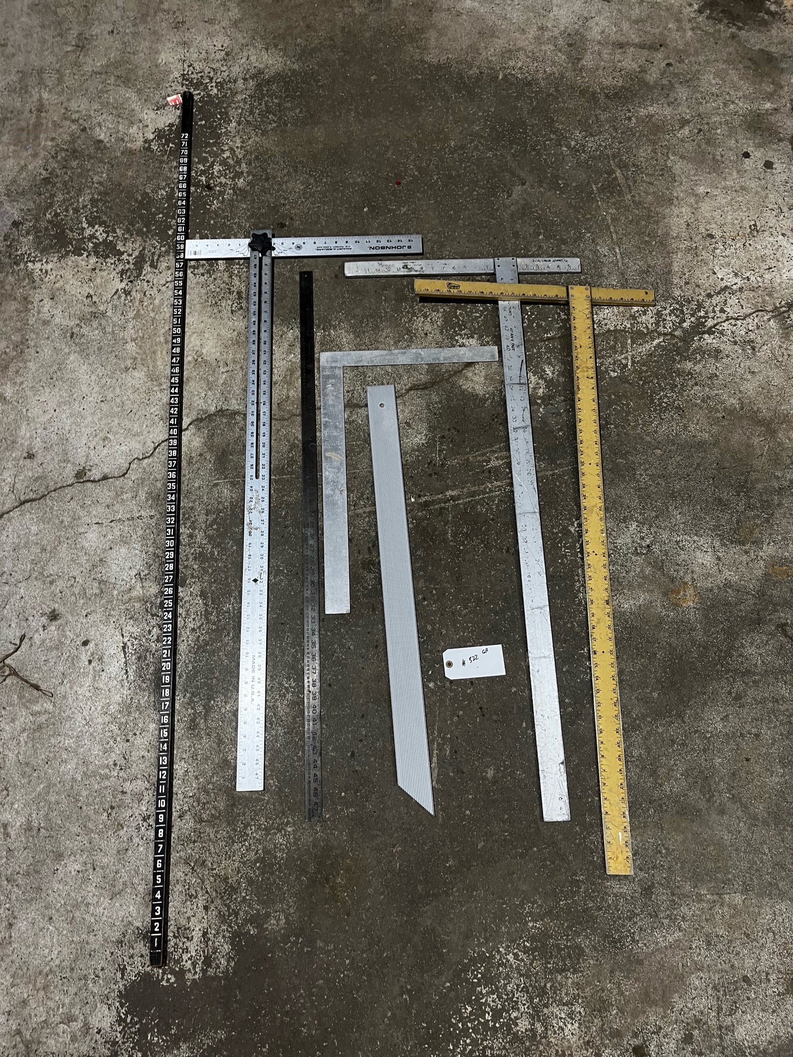 lot 322 image: Large Measuring devices