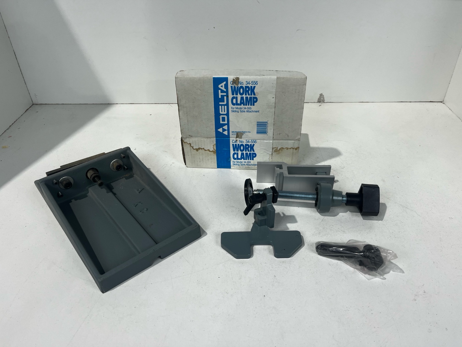 lot 344 image: Delta Table Saw attachments