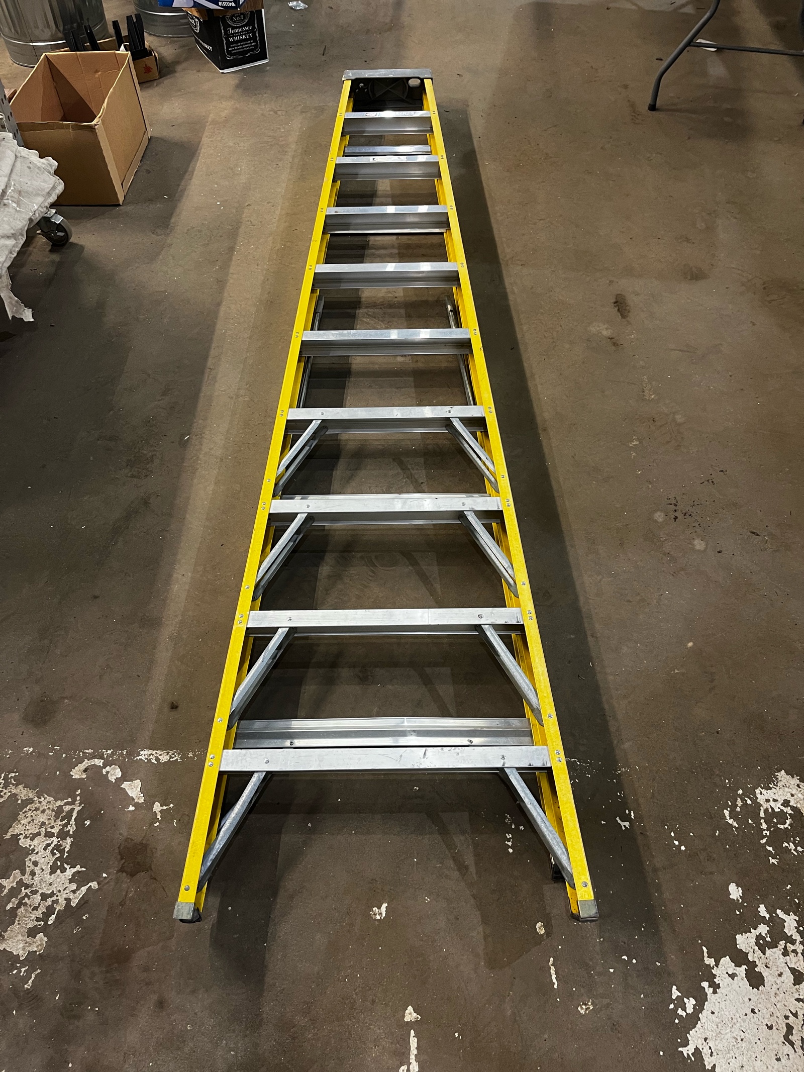 lot 348 image: 10 Ladder