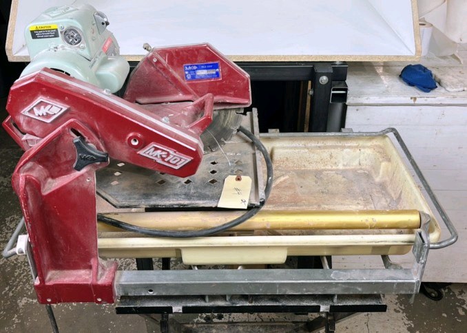 MK Pro Series MK-101 Wet Tile Saw w/ Stand – Diamond Tile & Masonry Saw – Rip Guide, Miter Guide, Manual – Works Great