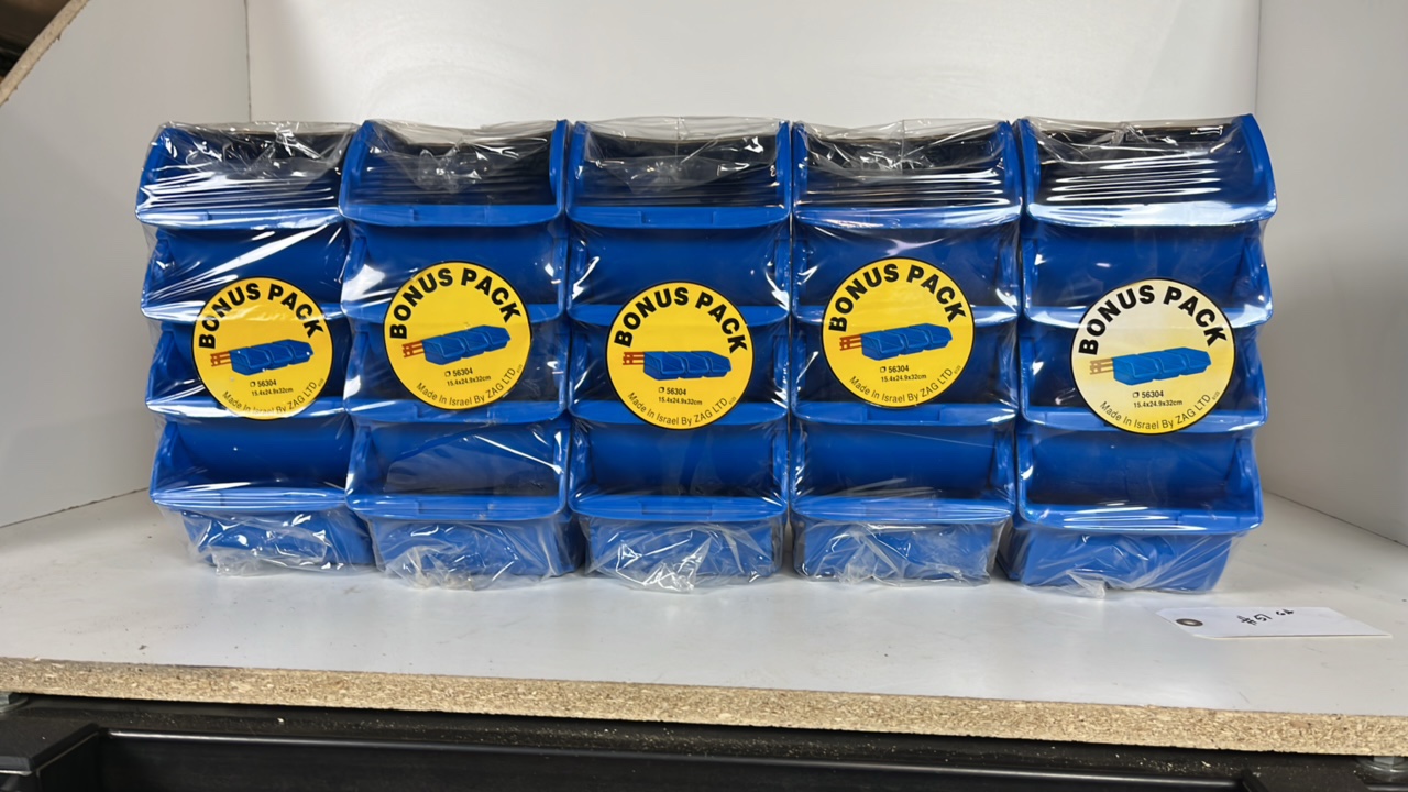 lot 51 image: Plastic Shop Organizers