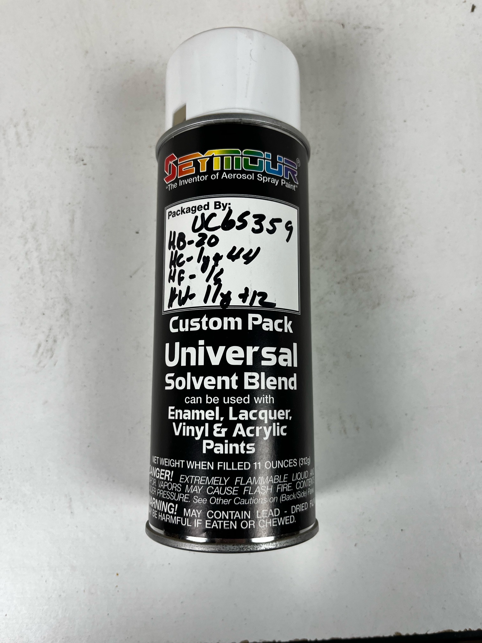 lot 61 image: Pack of Spray Paint