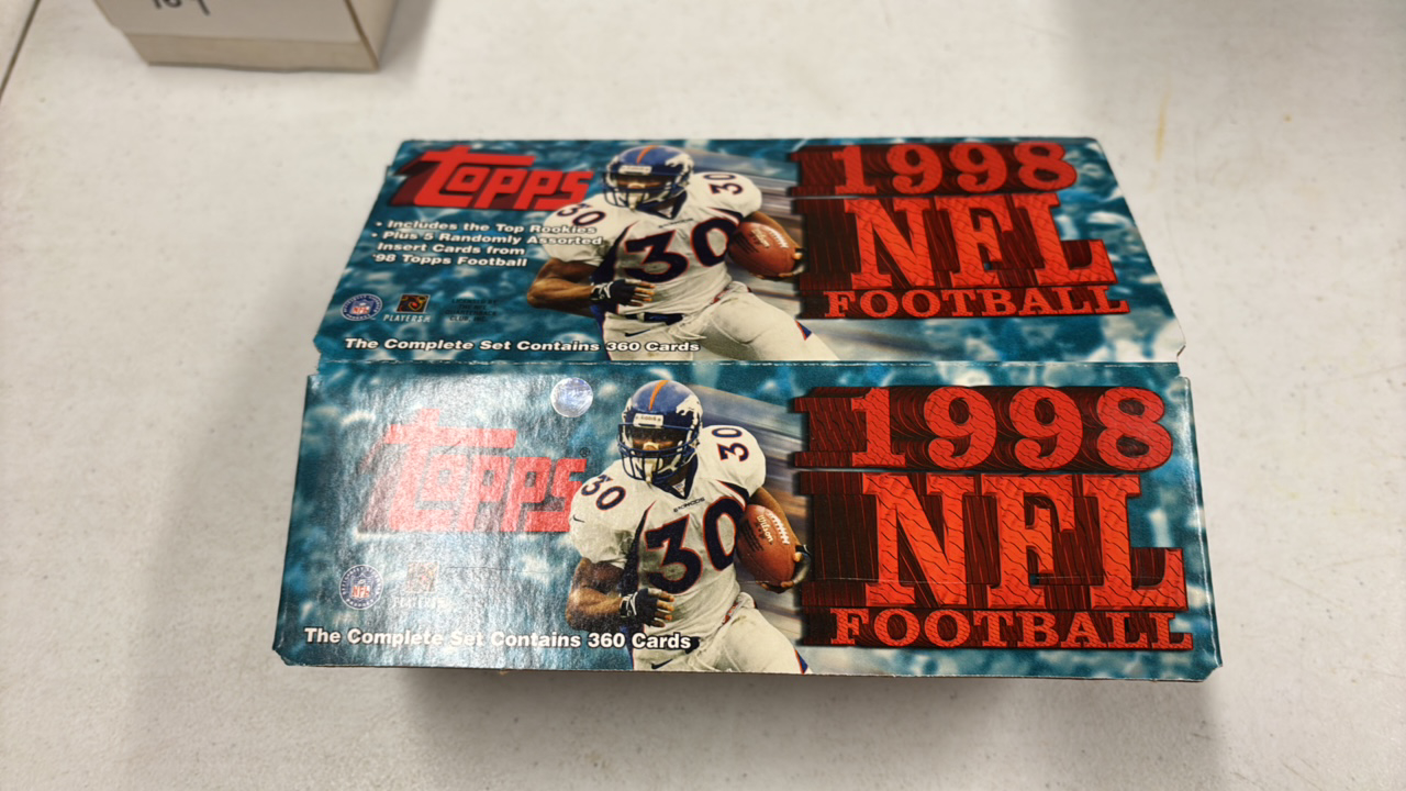 lot 168 image: 1998 Topps Football Set, Possibly Missing Cards, Cant Verify its a Complete Set