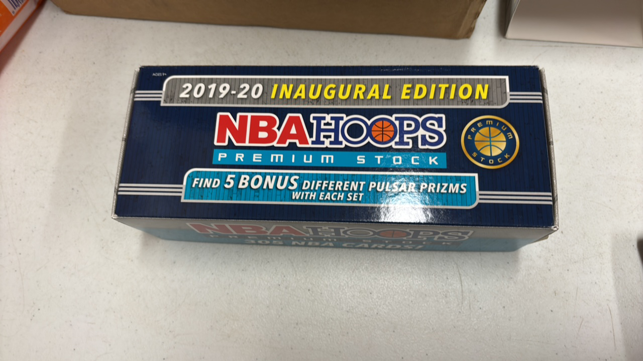 lot 171 image: 2019 NBA Hoops Premium Stock Basketball Card Partial Set
