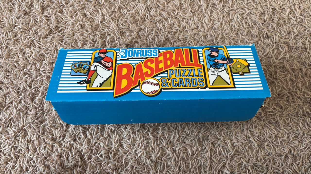 lot 173 image: 1989 Donruss Set, Puzzle Pieces and Cards