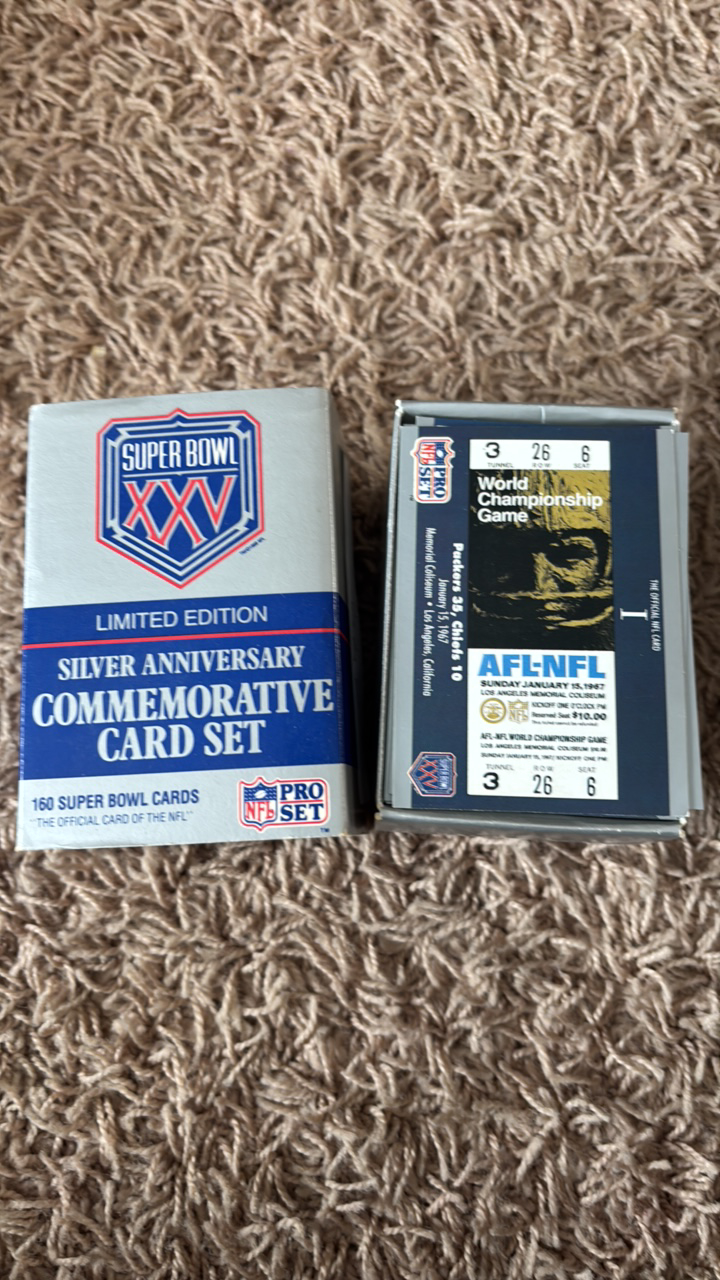 lot 244 image: 1990 Pro Set Football NFL Cards, May be Missing Some Cards