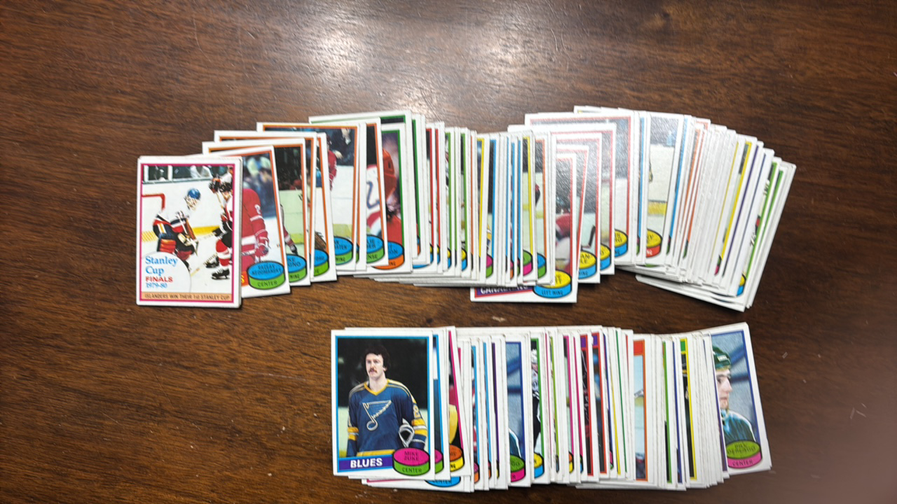 lot 260 image: 1980 Topps NHL Hockey Card Partial Set, Great Start to Building this Vintage Set