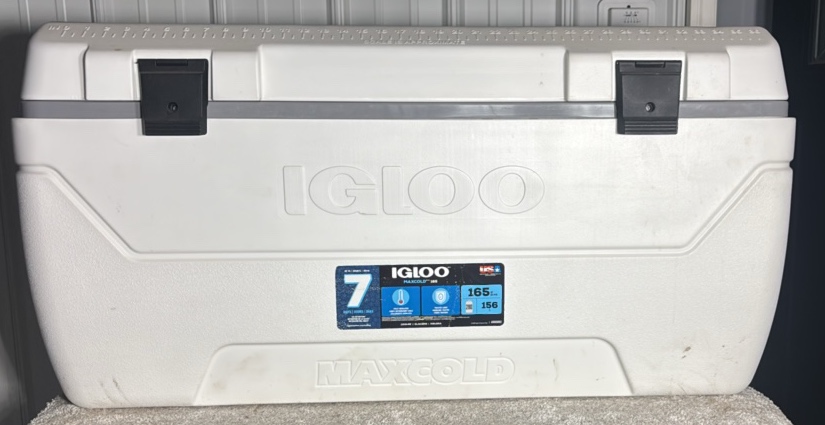Igloo MaxCold 165 Quart Marine Cooler