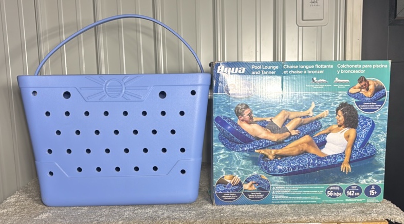 Beachcomber Beach Bag & Aqua Luxury Pool Lounger, 2-Pack