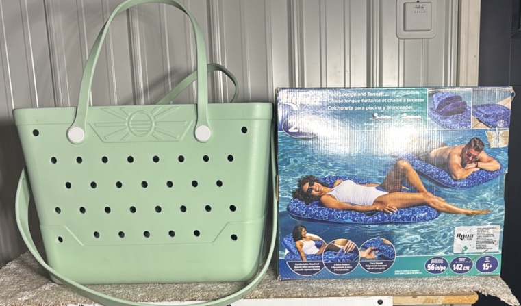 Beachcomber Beach Bag & Aqua Luxury Pool Lounger, 2-Pack