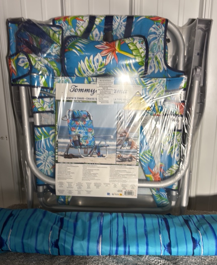 Tommy Bahama Backpack Beach Chair & Tommy Bahama 7.5ft Beach Umbrella