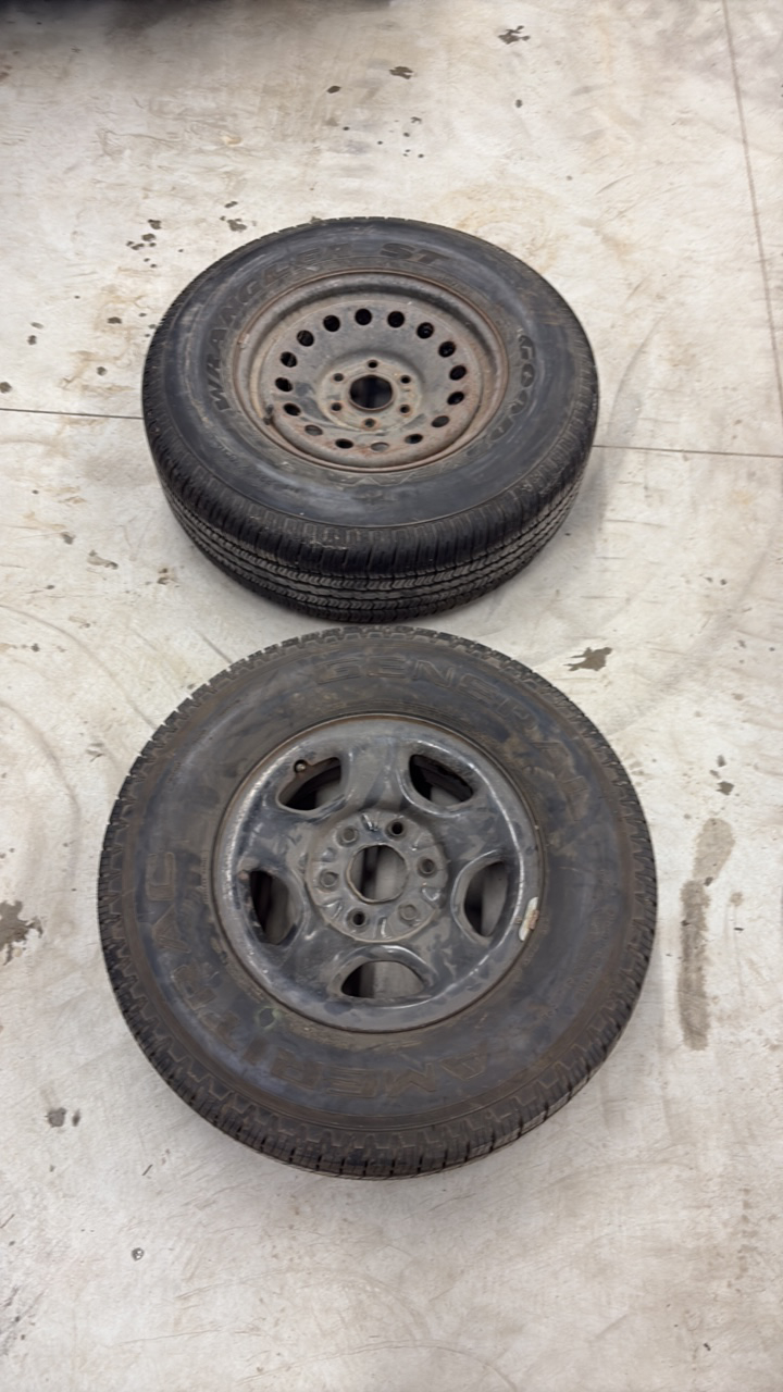 lot 46 image: (2) tires General P255-70R16 Goodyear Wrangler P265-70R17