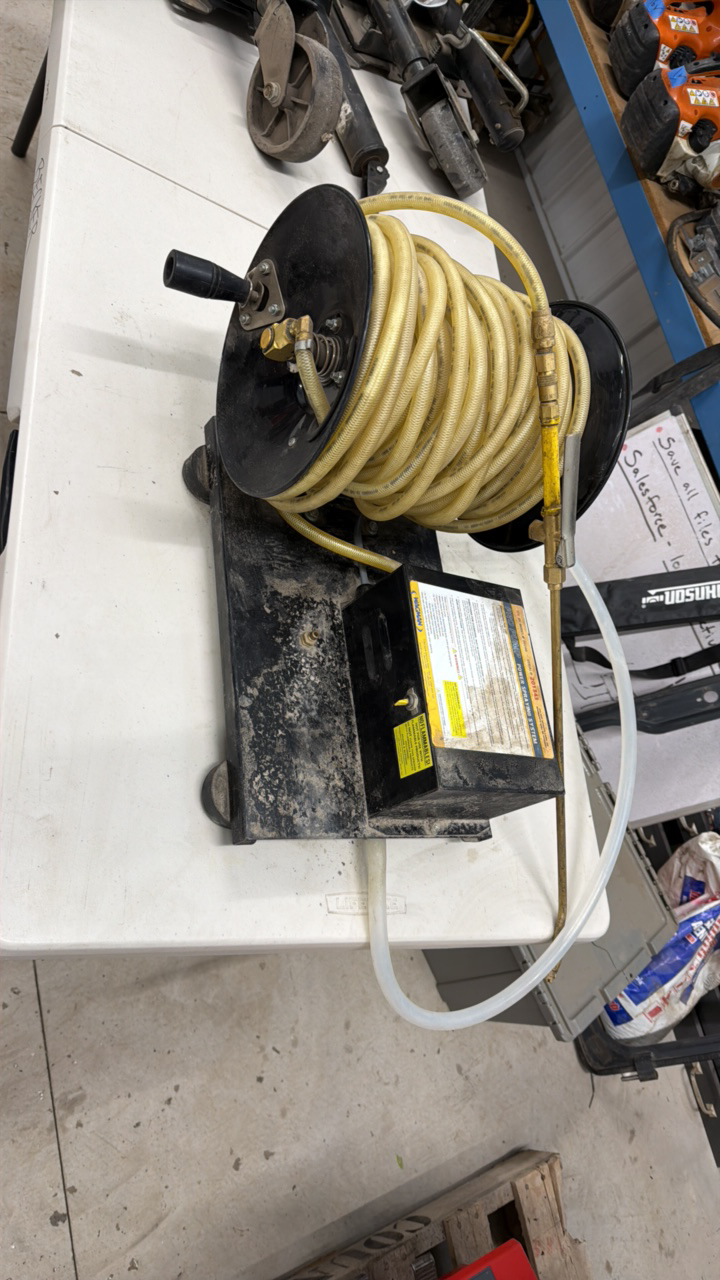 lot 47 image: Wagman Pro Pump Power Spraying System