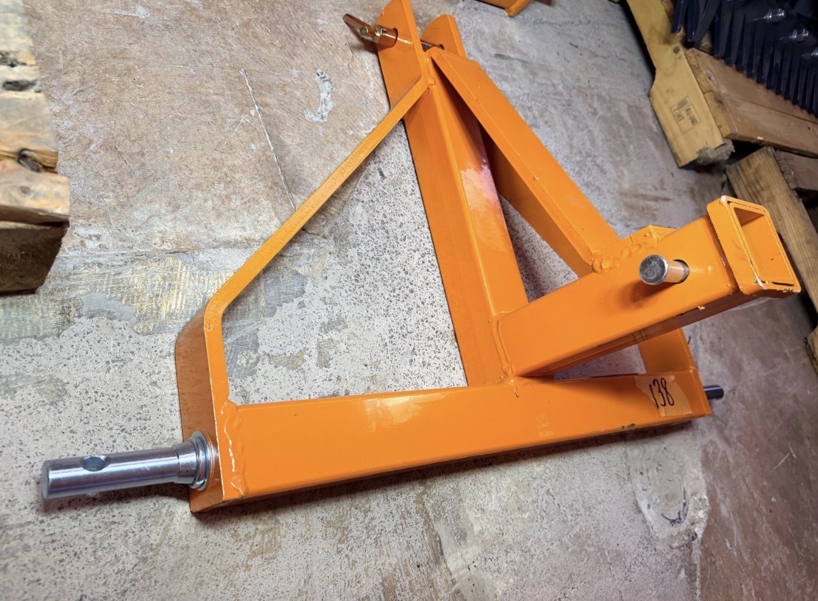 lot 179 image: QUICK COUPLER 4