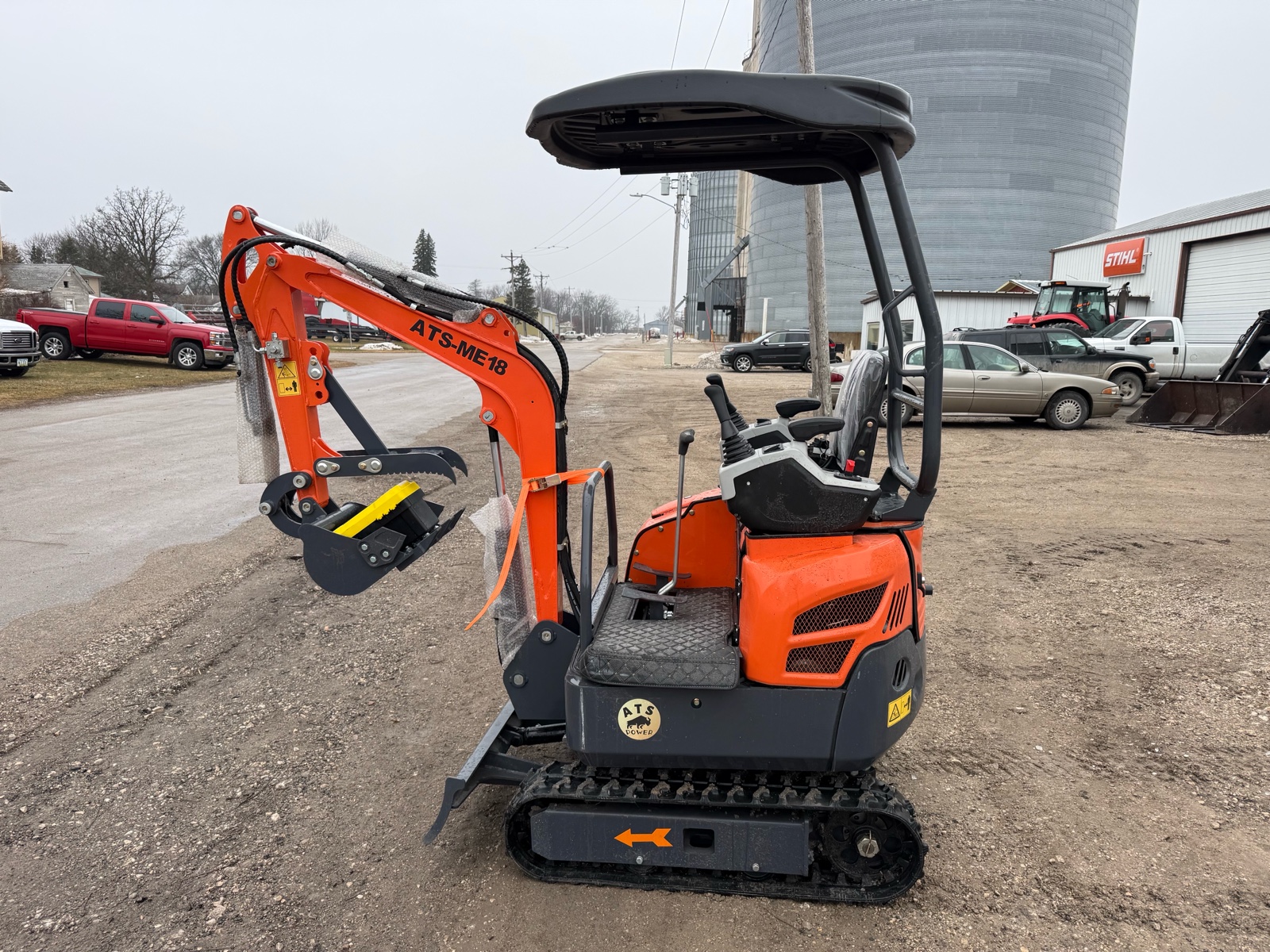 lot 169 image: ATS ME18 MINI EXCAVATOR