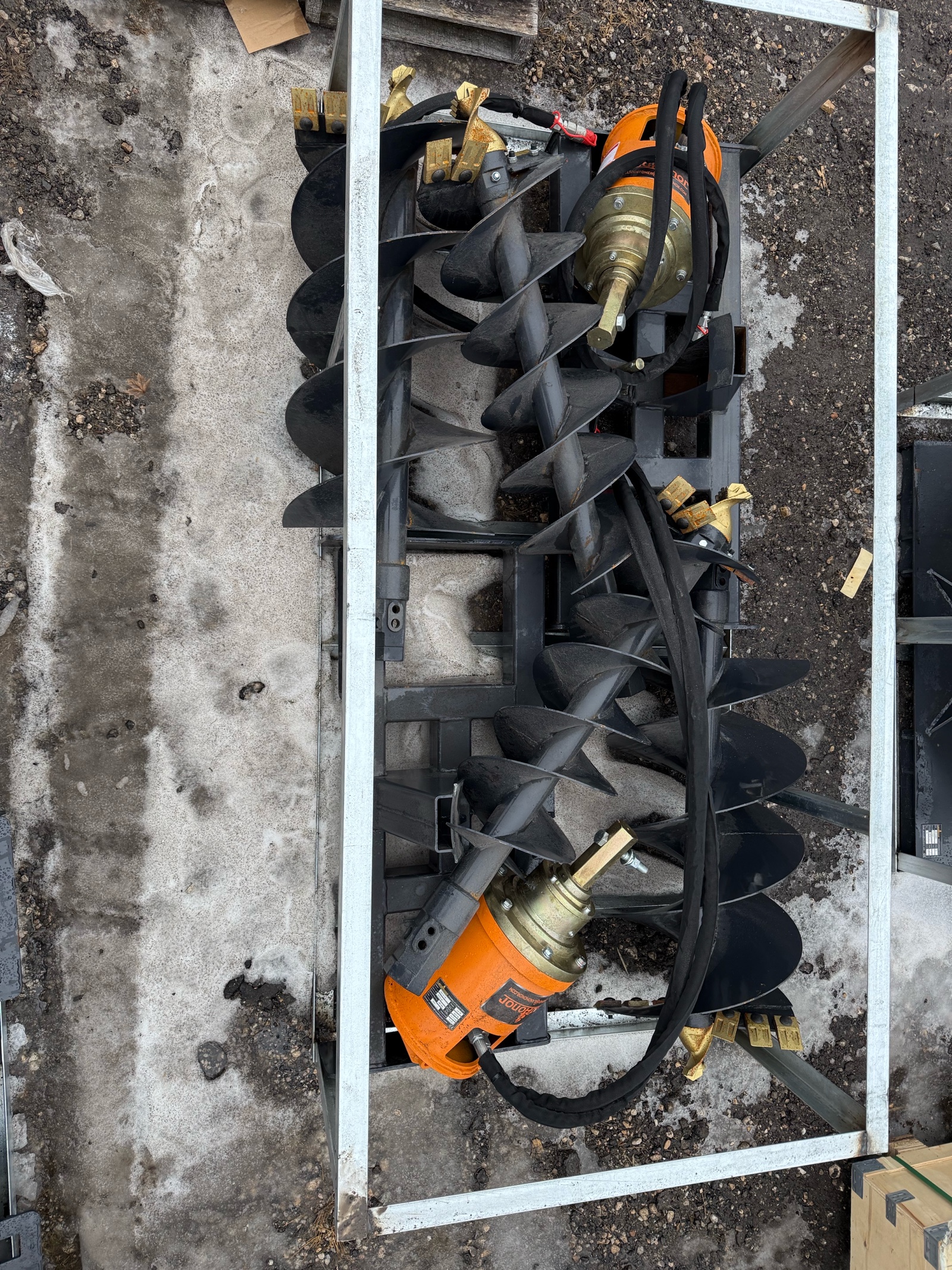 lot 285 image: Skid Steer Loader Auger Drives SAD-12-23C