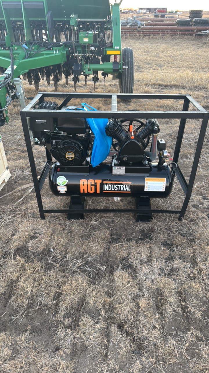 lot 311 image: Air compressorAGT2026Unused