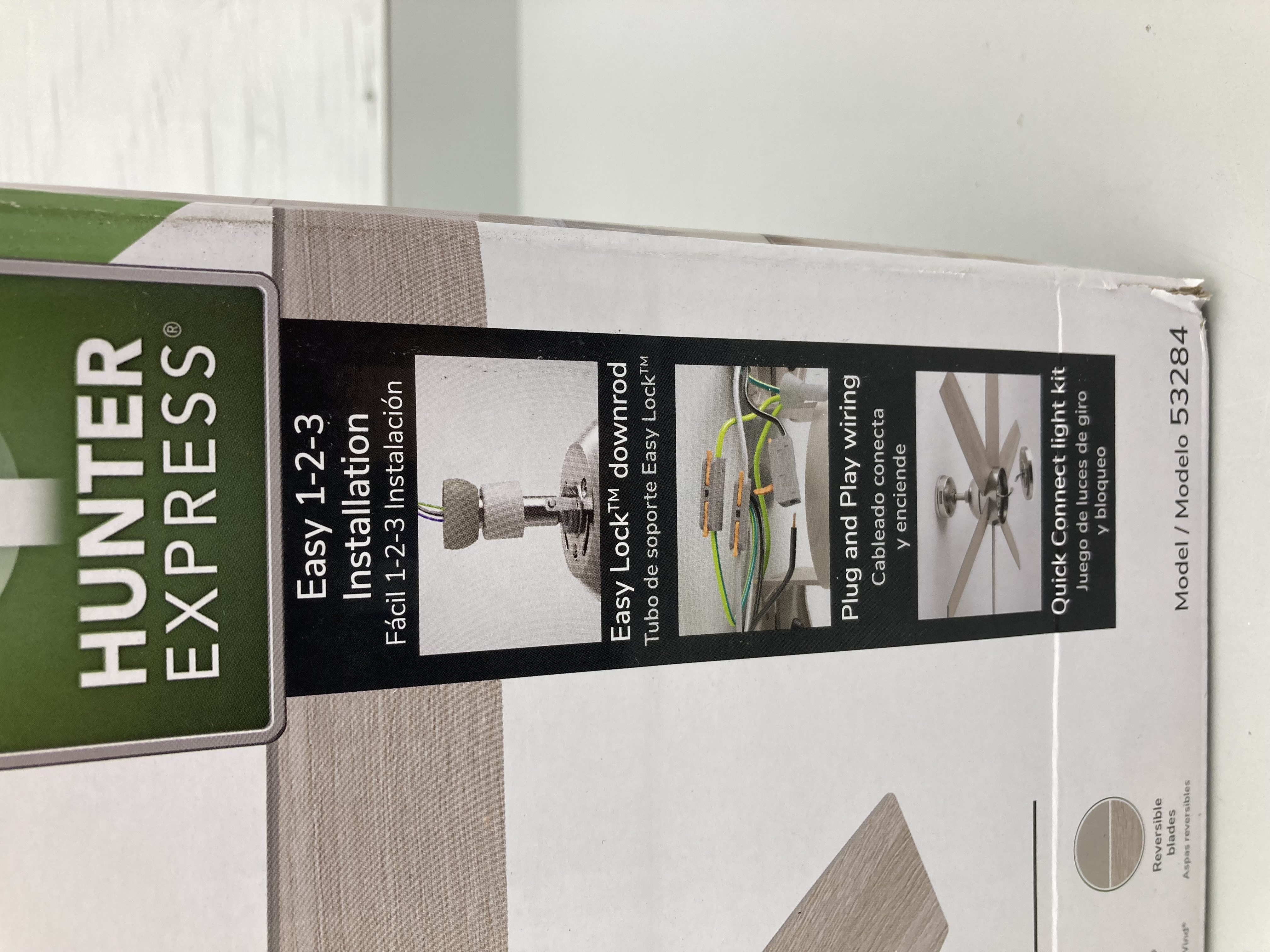 lot 135 image: Hunter 52 in Anza Ceiling Fan