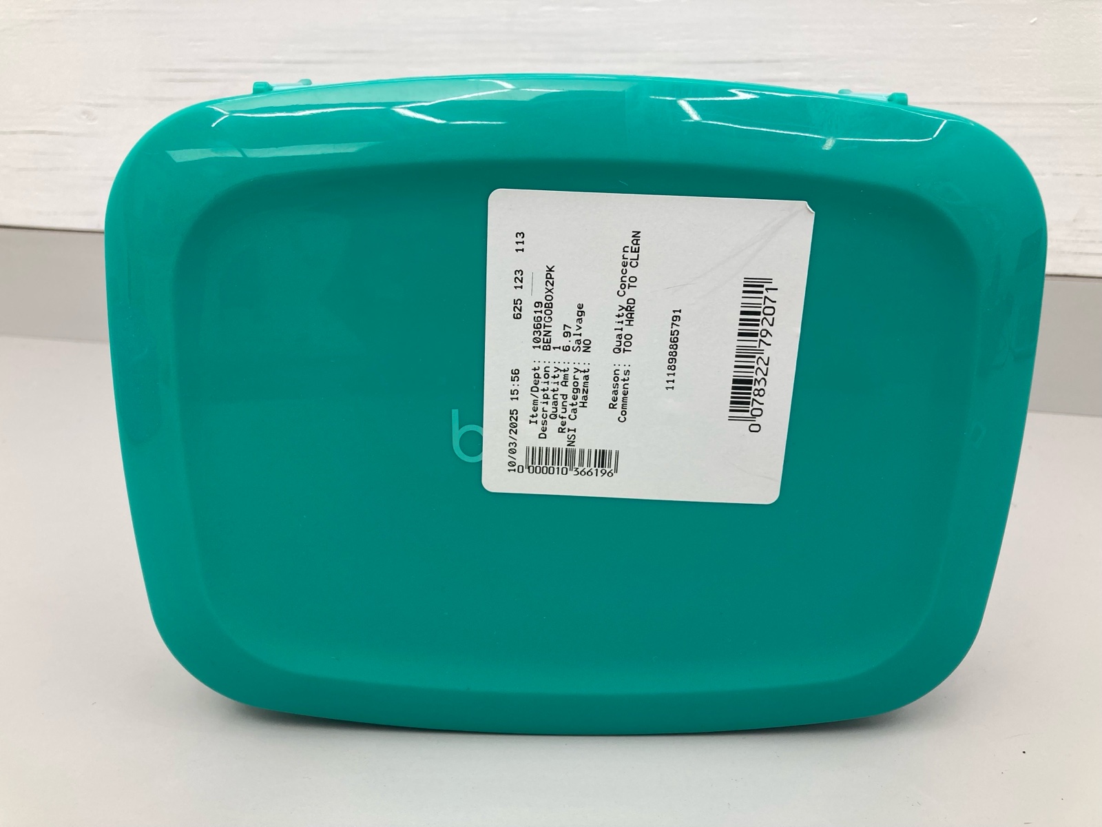 lot 44 image: Turquoise Bento Lucnh Box