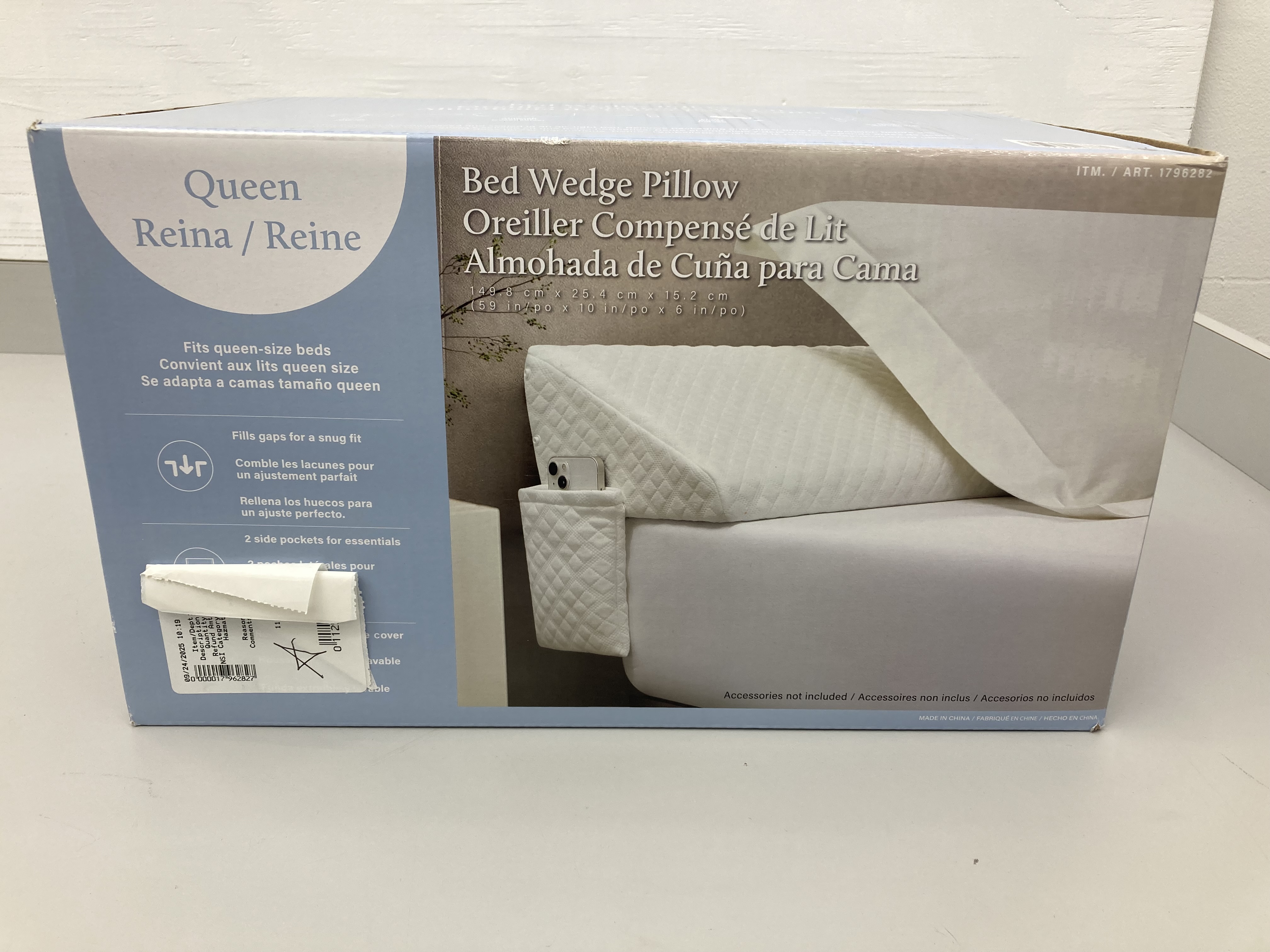 lot 67 image: Queen Bed Wedge Pillow