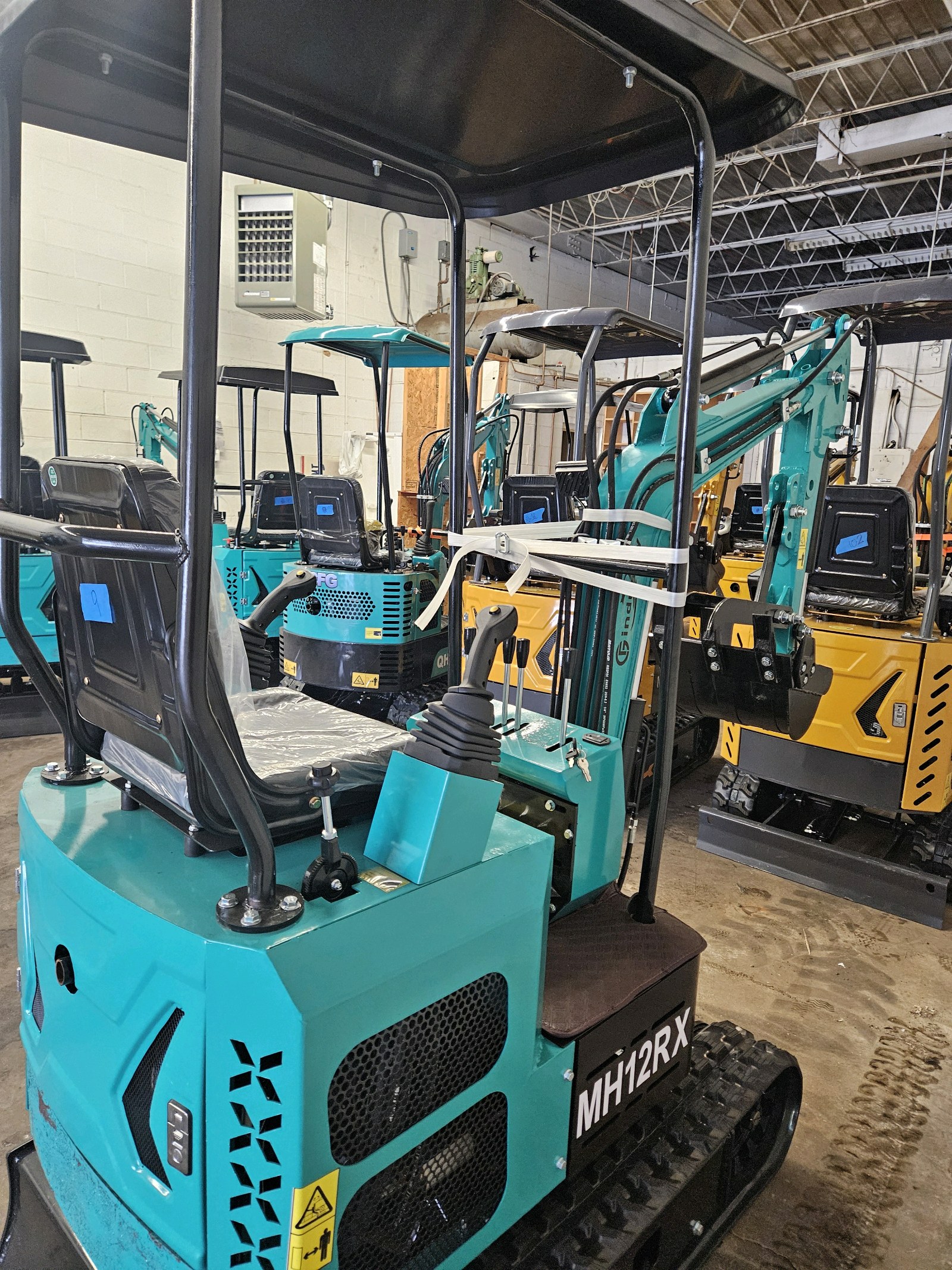 lot 103 image: Mini Excavator MH12RX