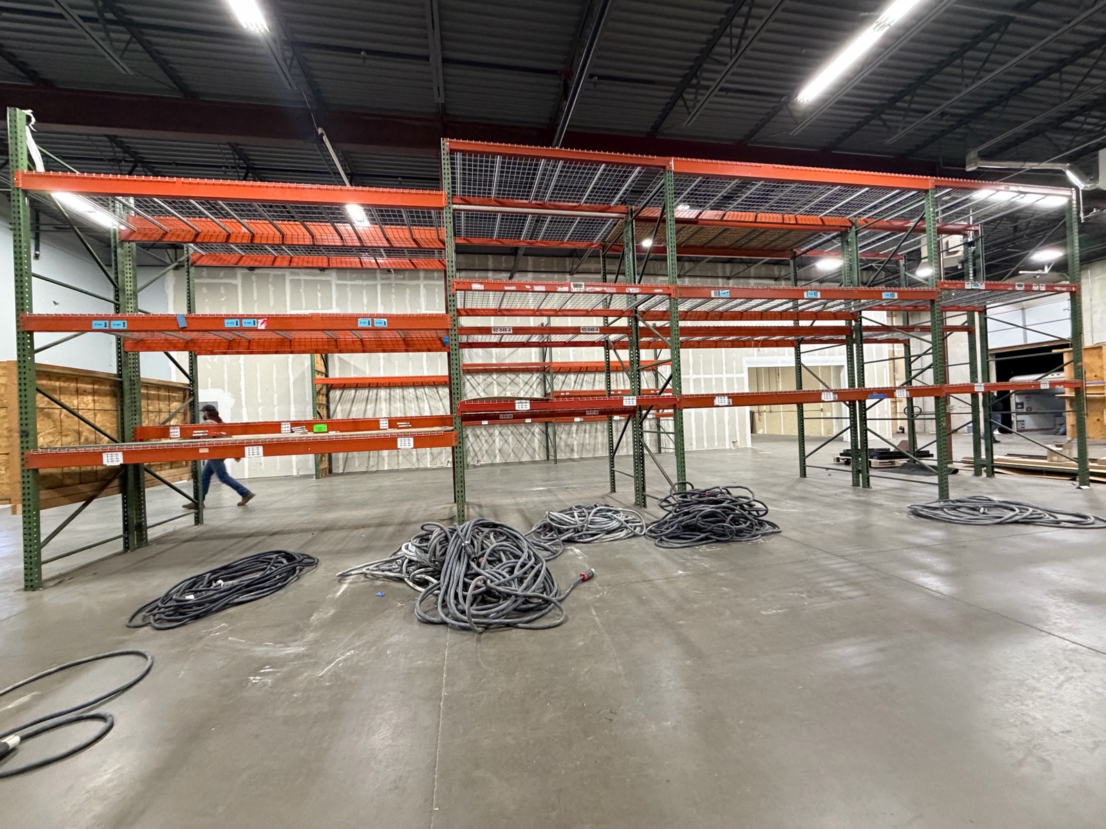 lot 10 image: Heavy Duty Pallet Racking