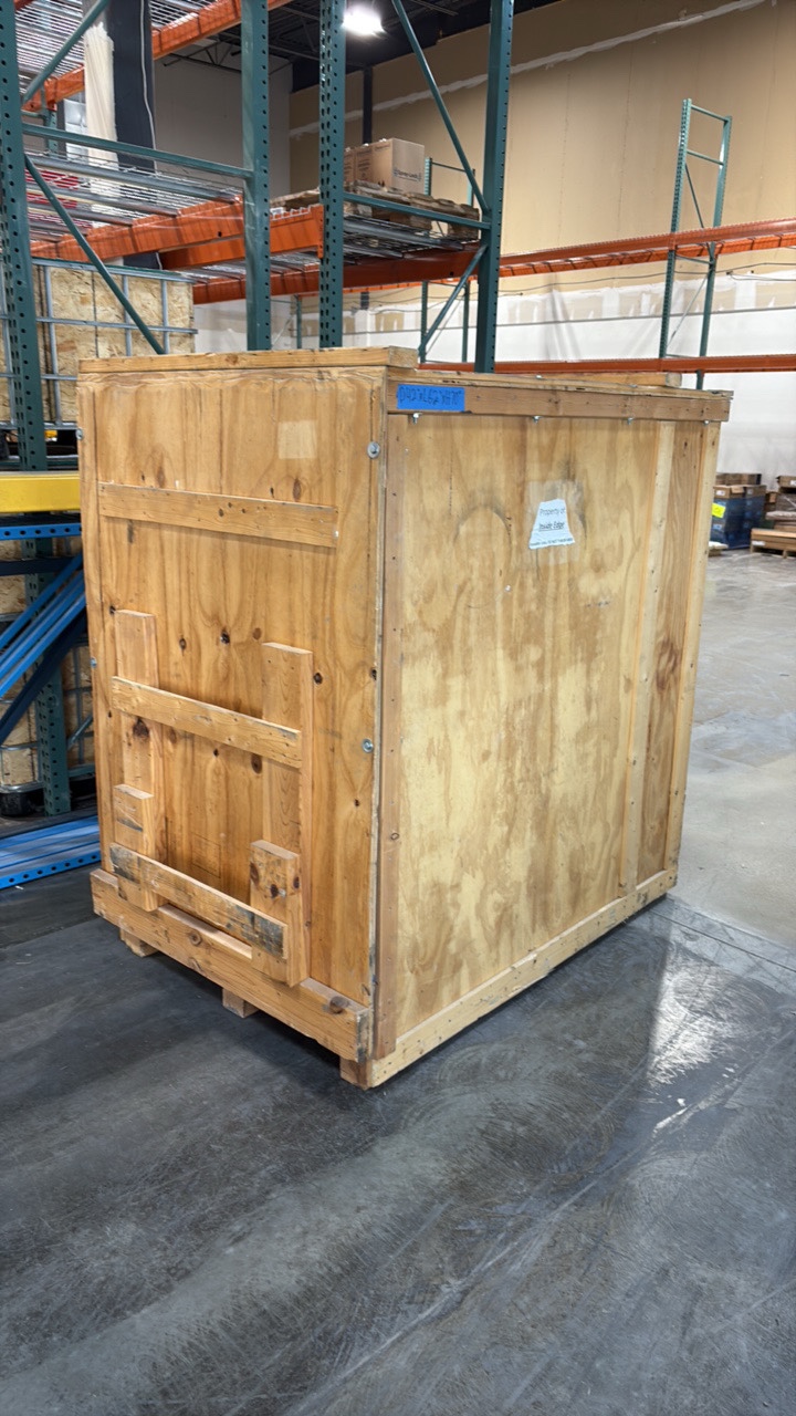 lot 108 image: Wood Shipping Crate