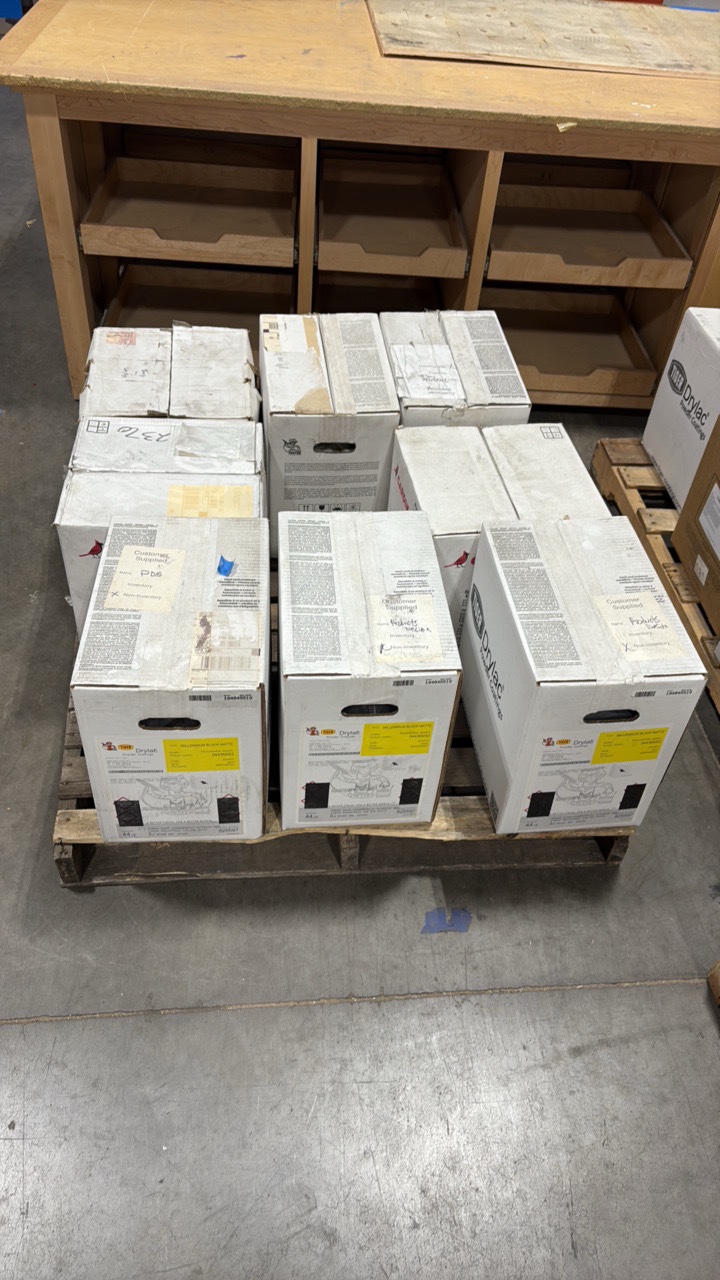 lot 53 image: Pallet of (8 boxes) Powder Coating